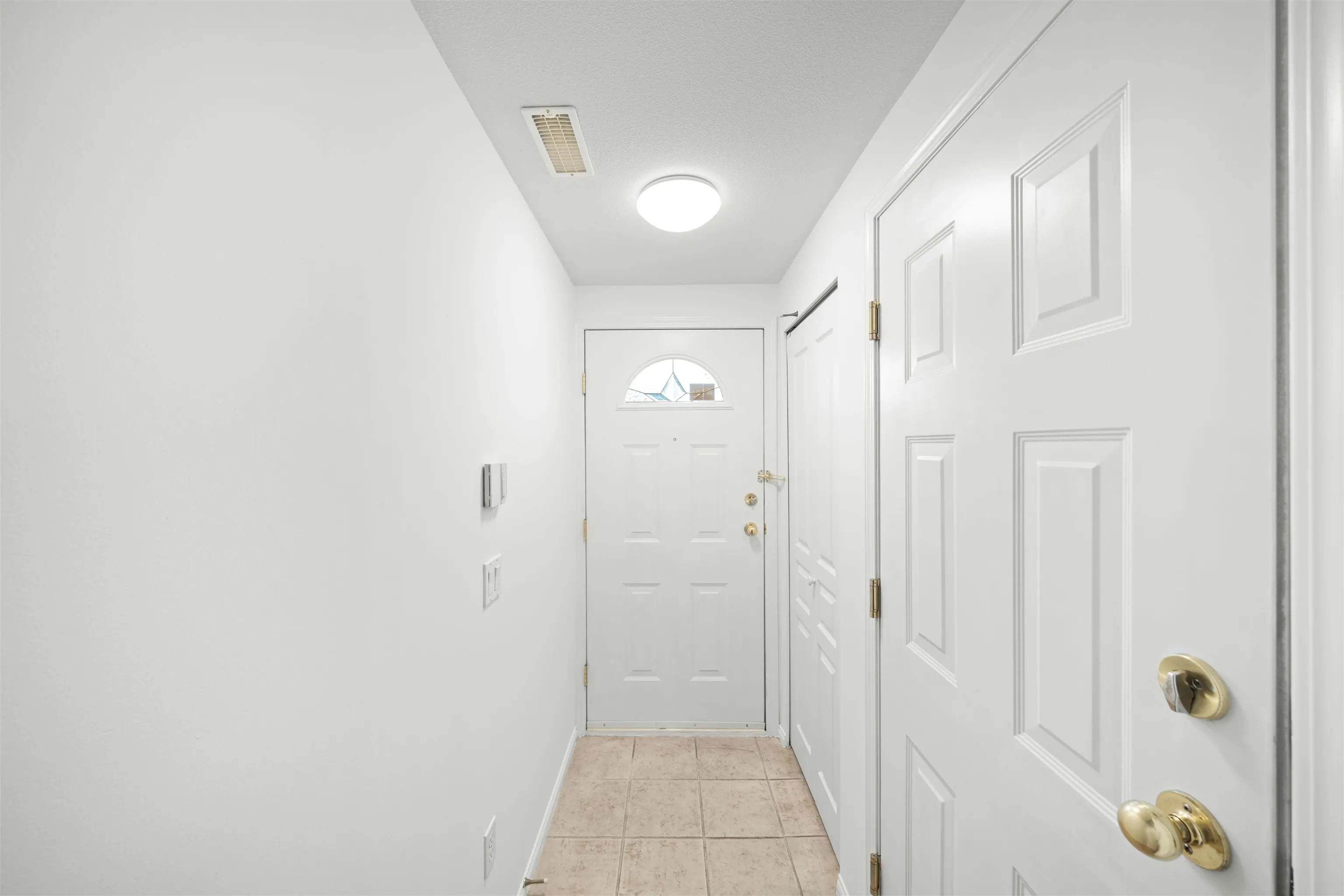 9 6179 No 1 Road