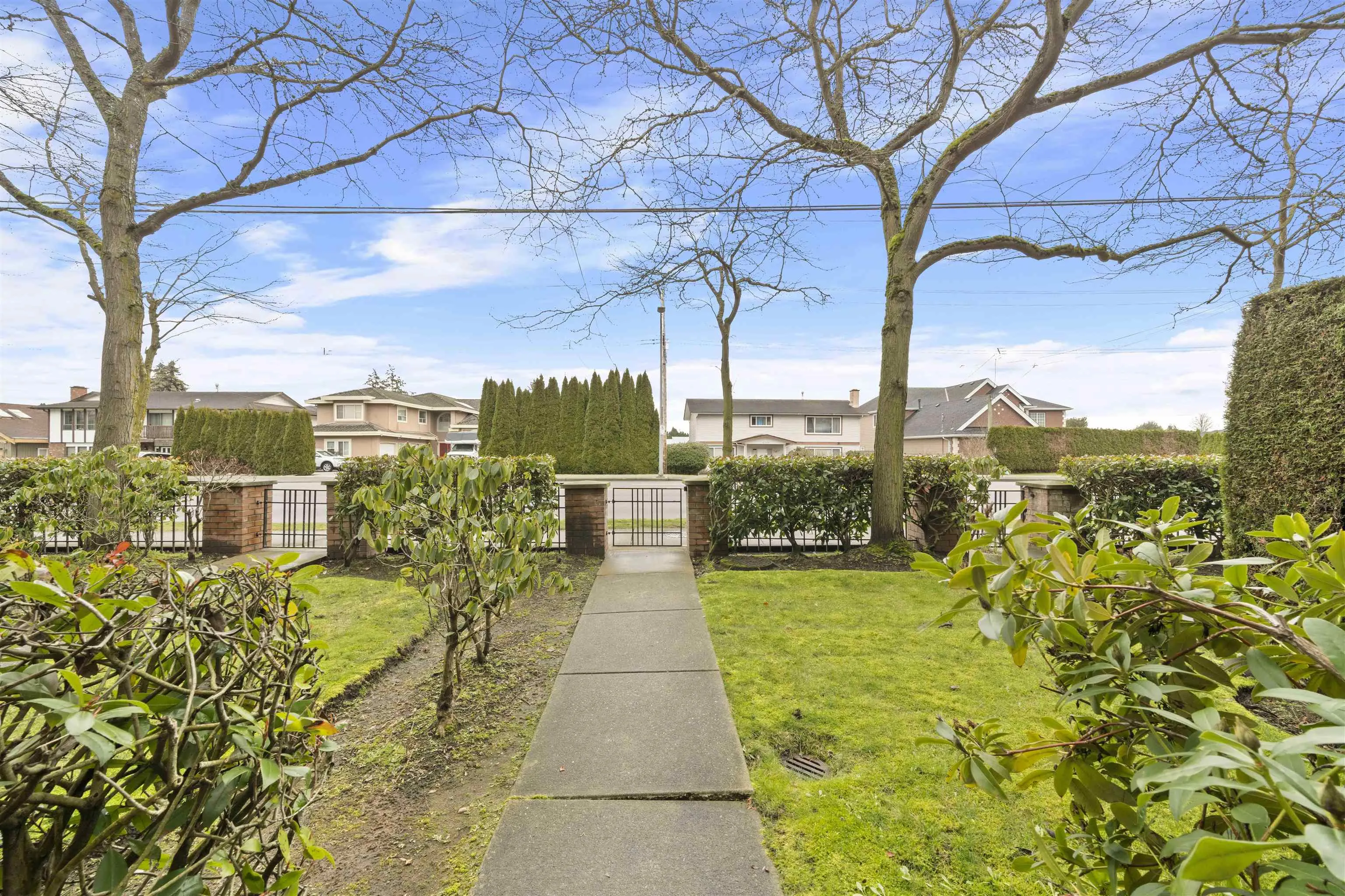 9 6179 No 1 Road