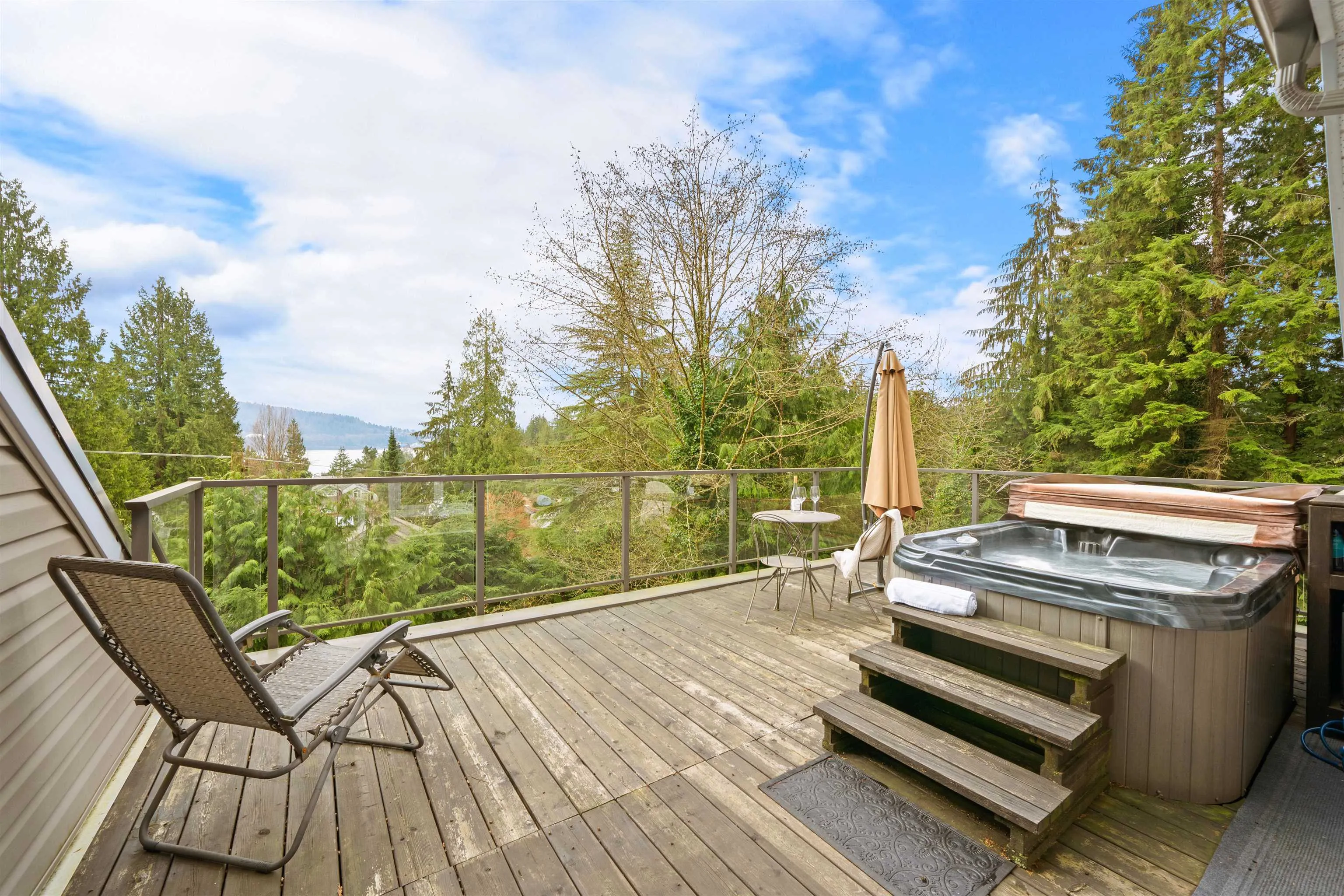 4622 Cove Cliff Road