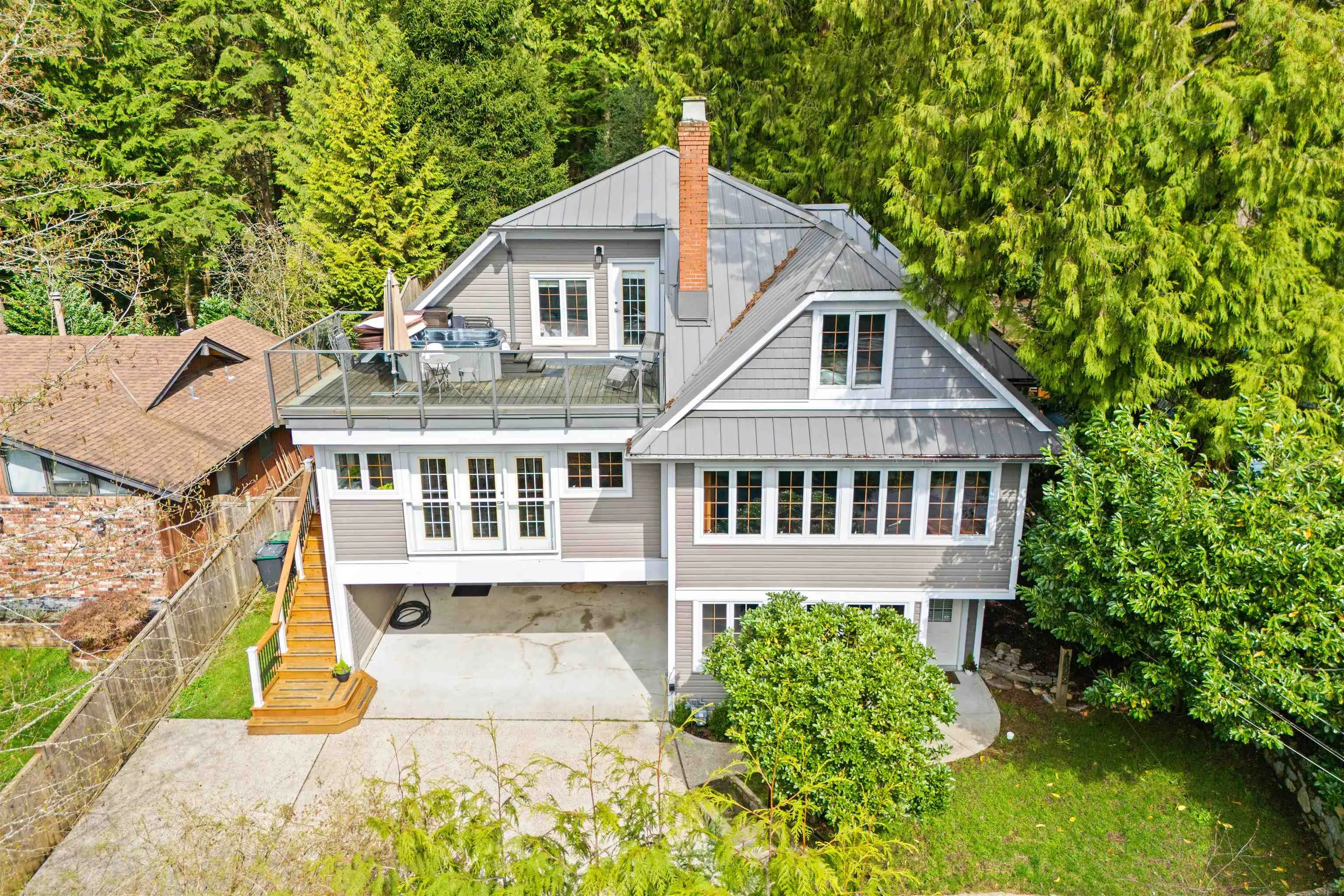 4622 Cove Cliff Road