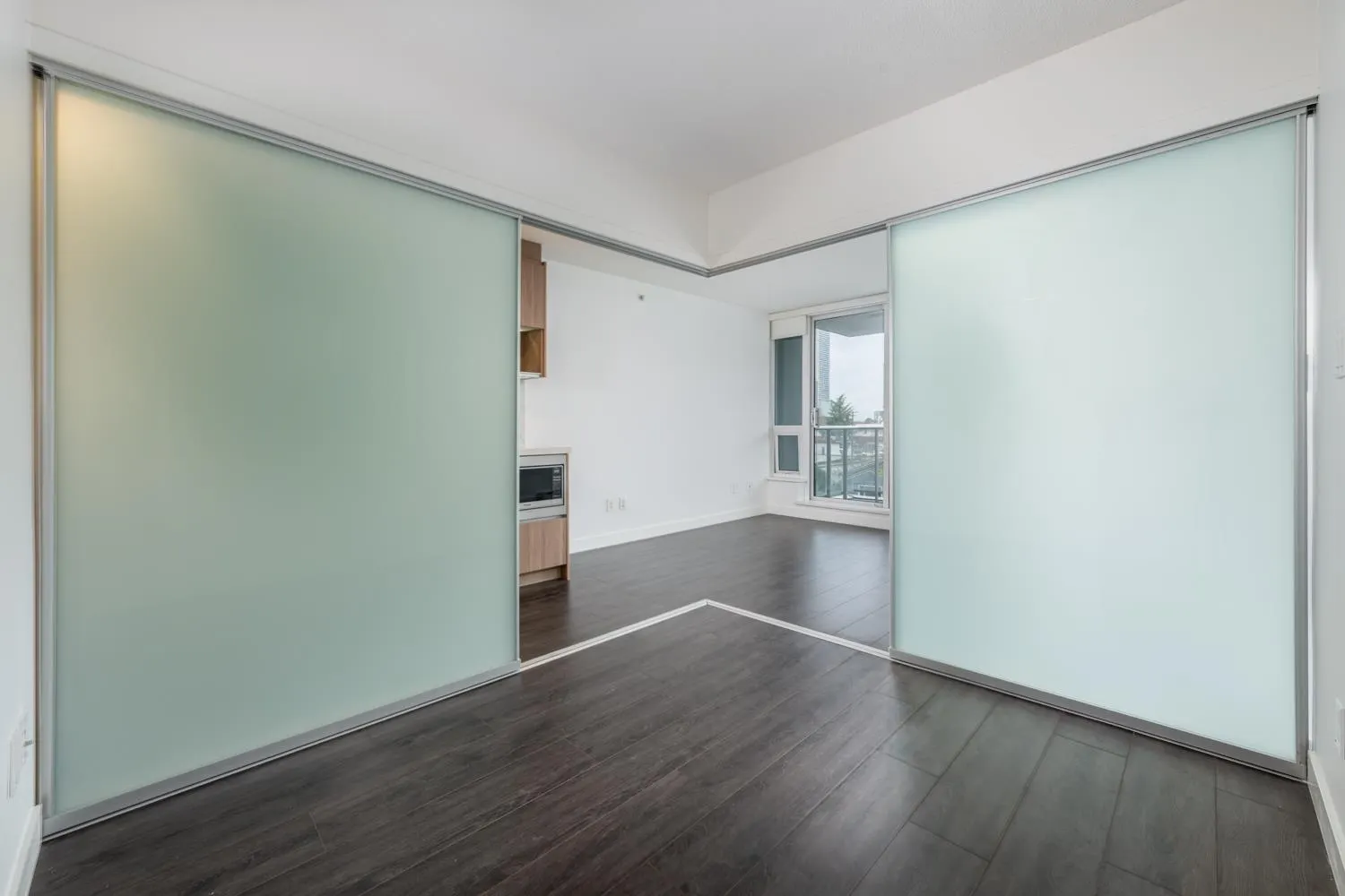 310 13696 100 Avenue