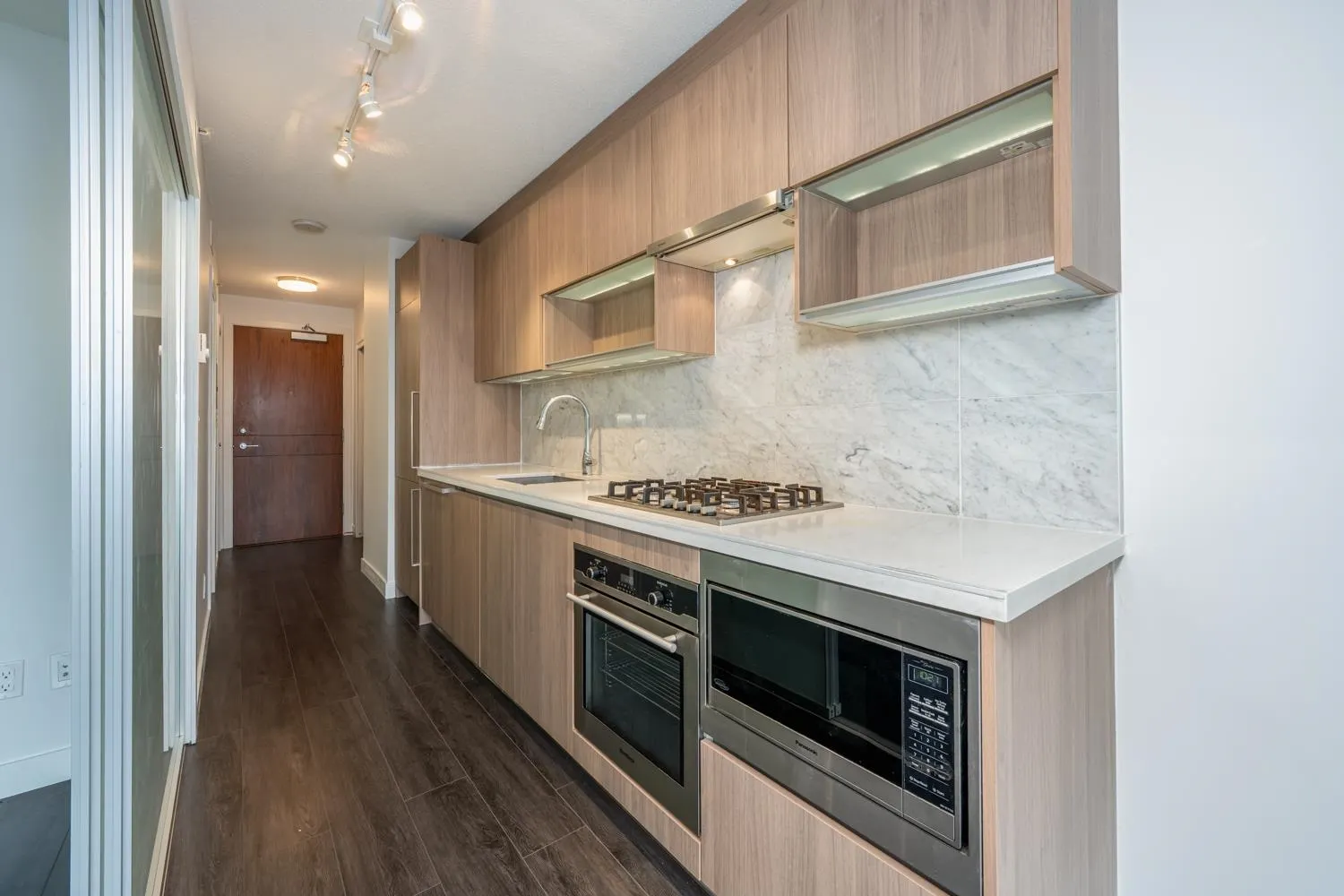 310 13696 100 Avenue