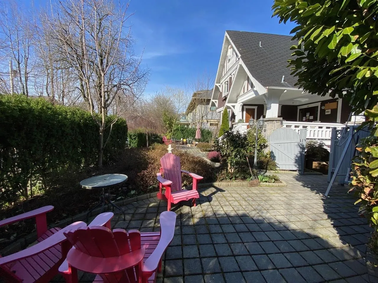 387 W 13th Avenue