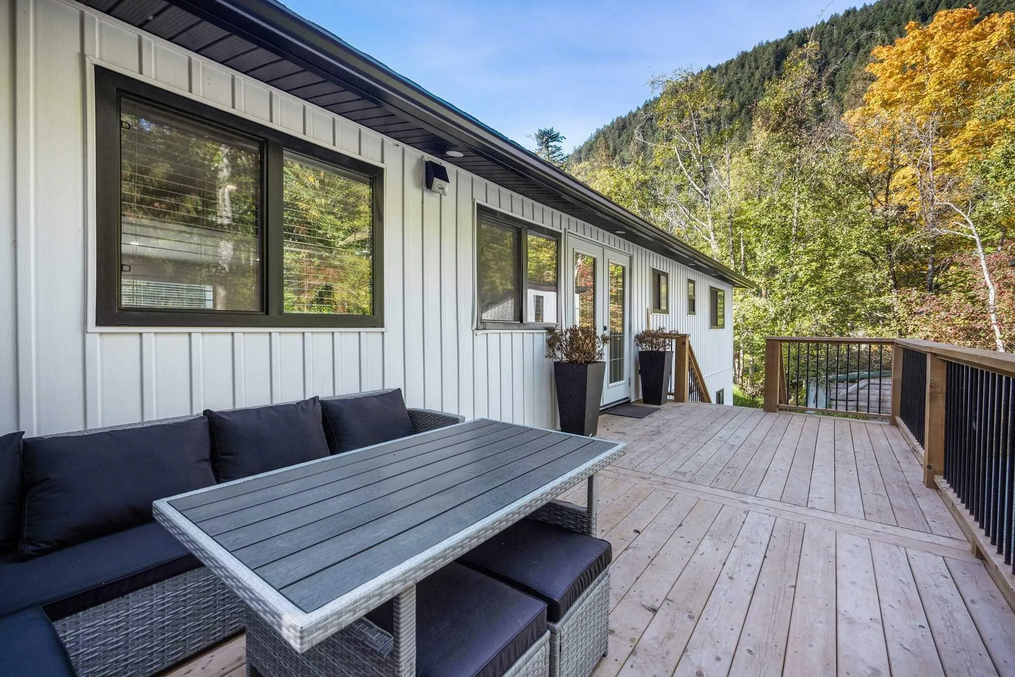 66686 Kawkawa Lake Road
