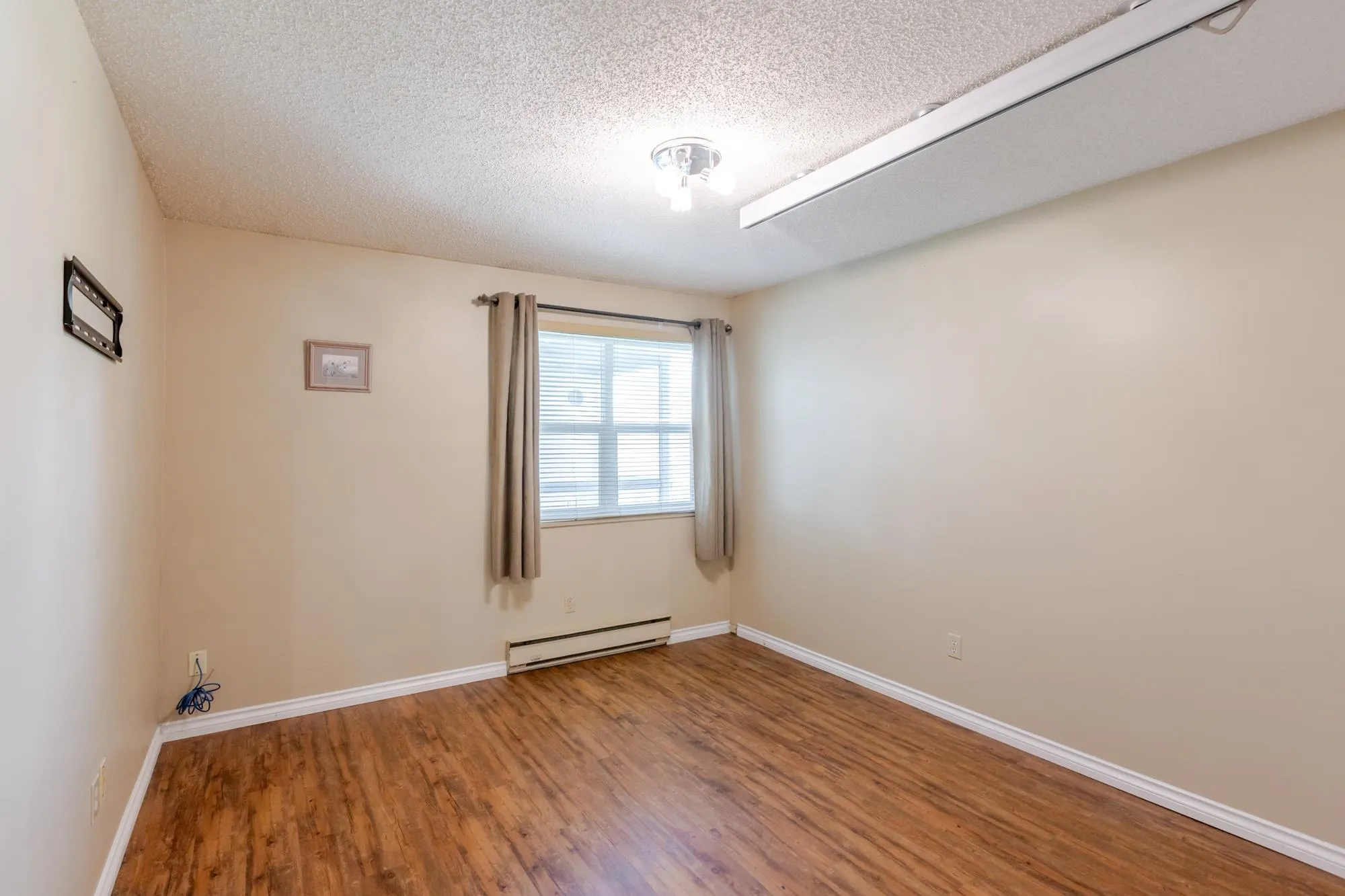240 Davis Crescent
