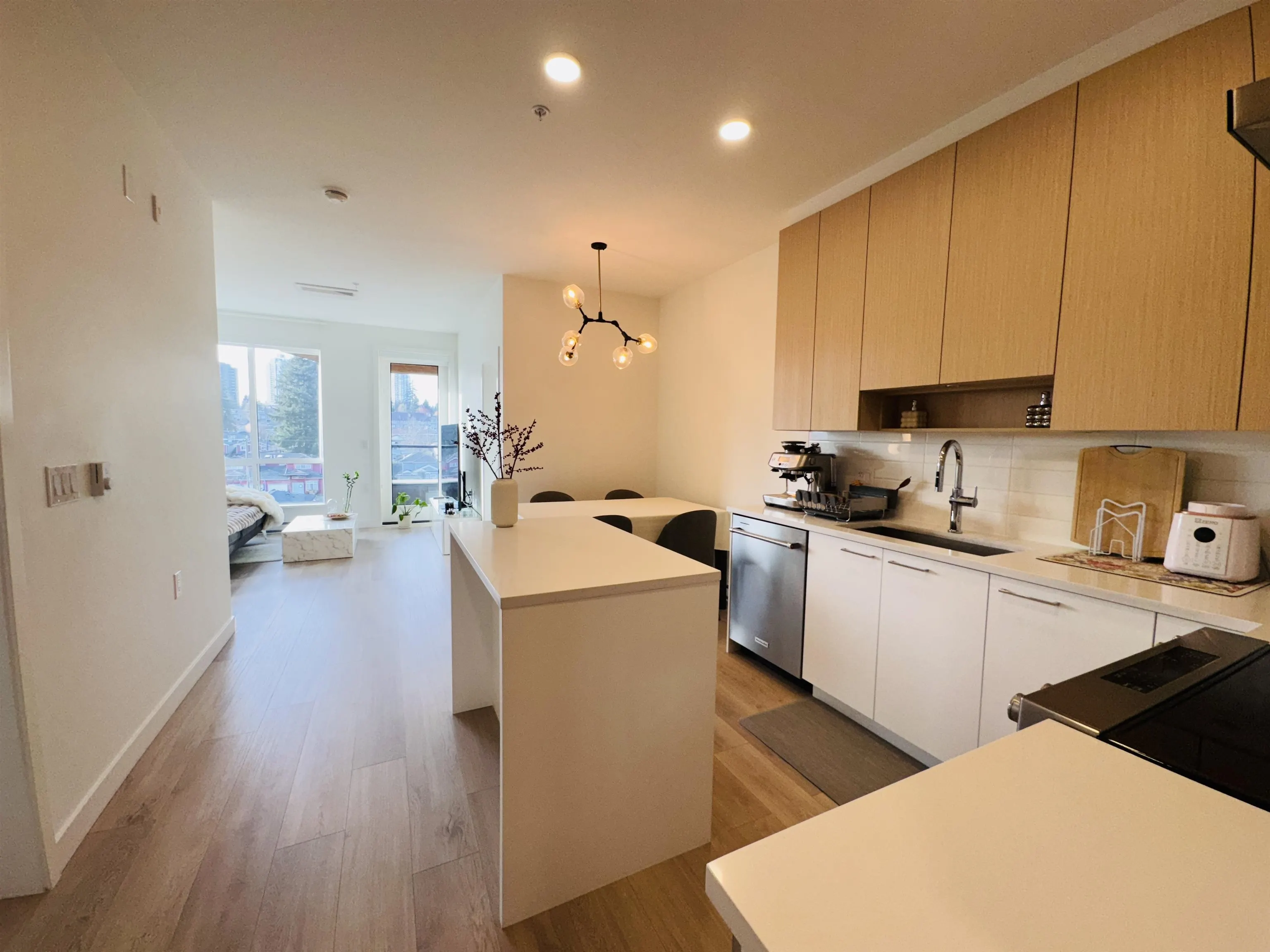 521 7599 15th Street