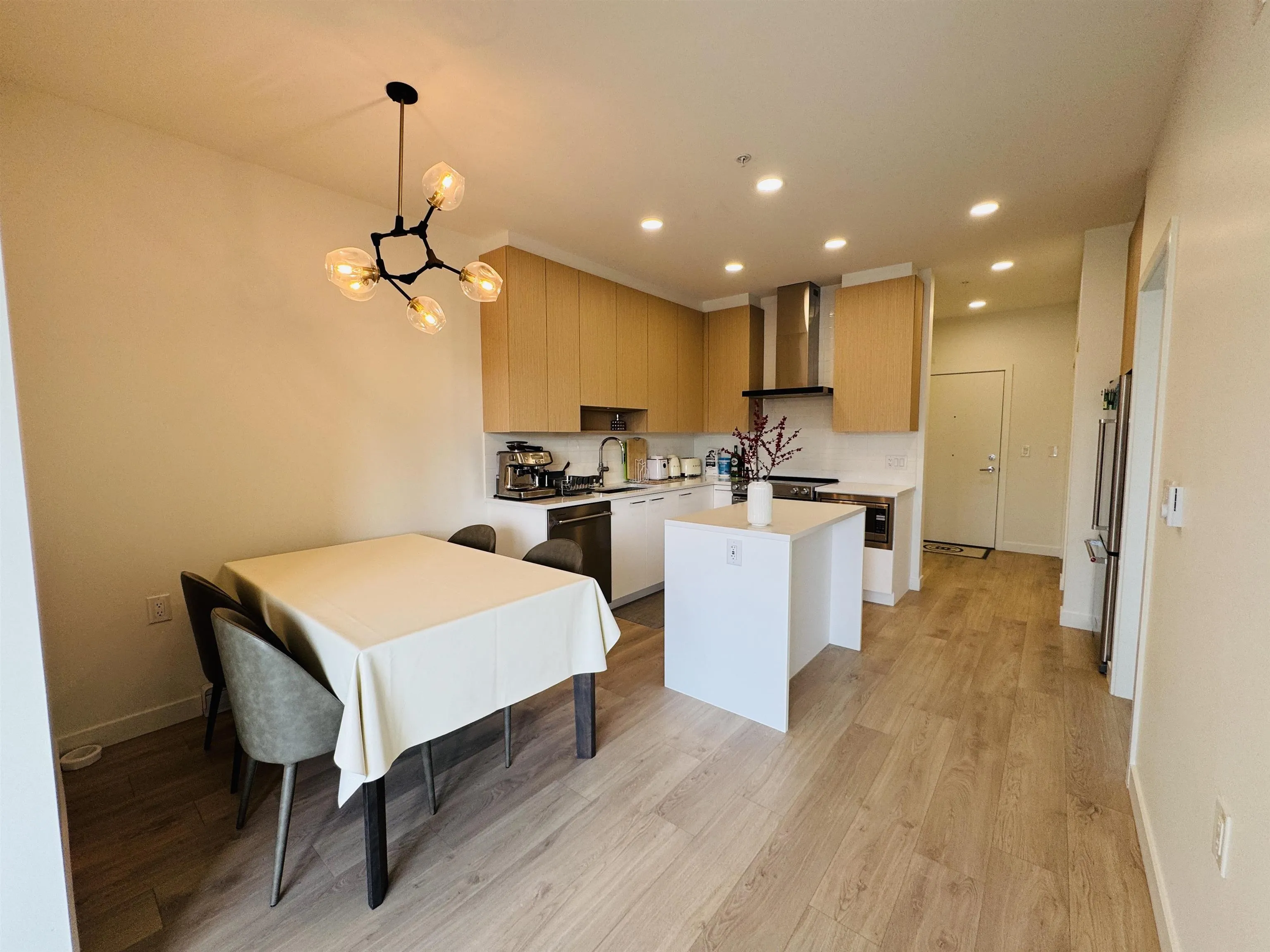 521 7599 15th Street