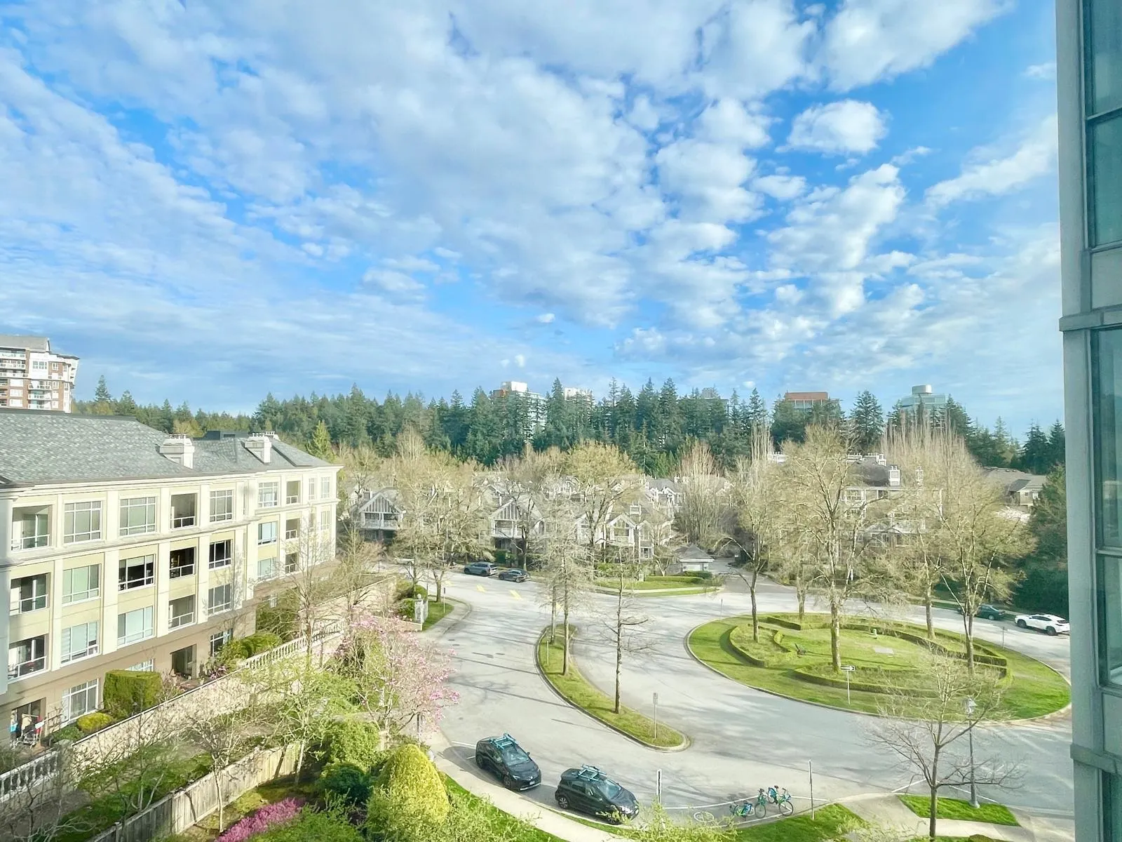 707 5775 Hampton Place
