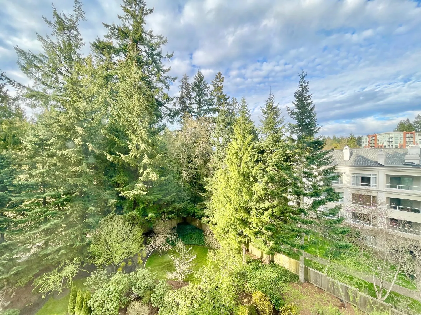 707 5775 Hampton Place