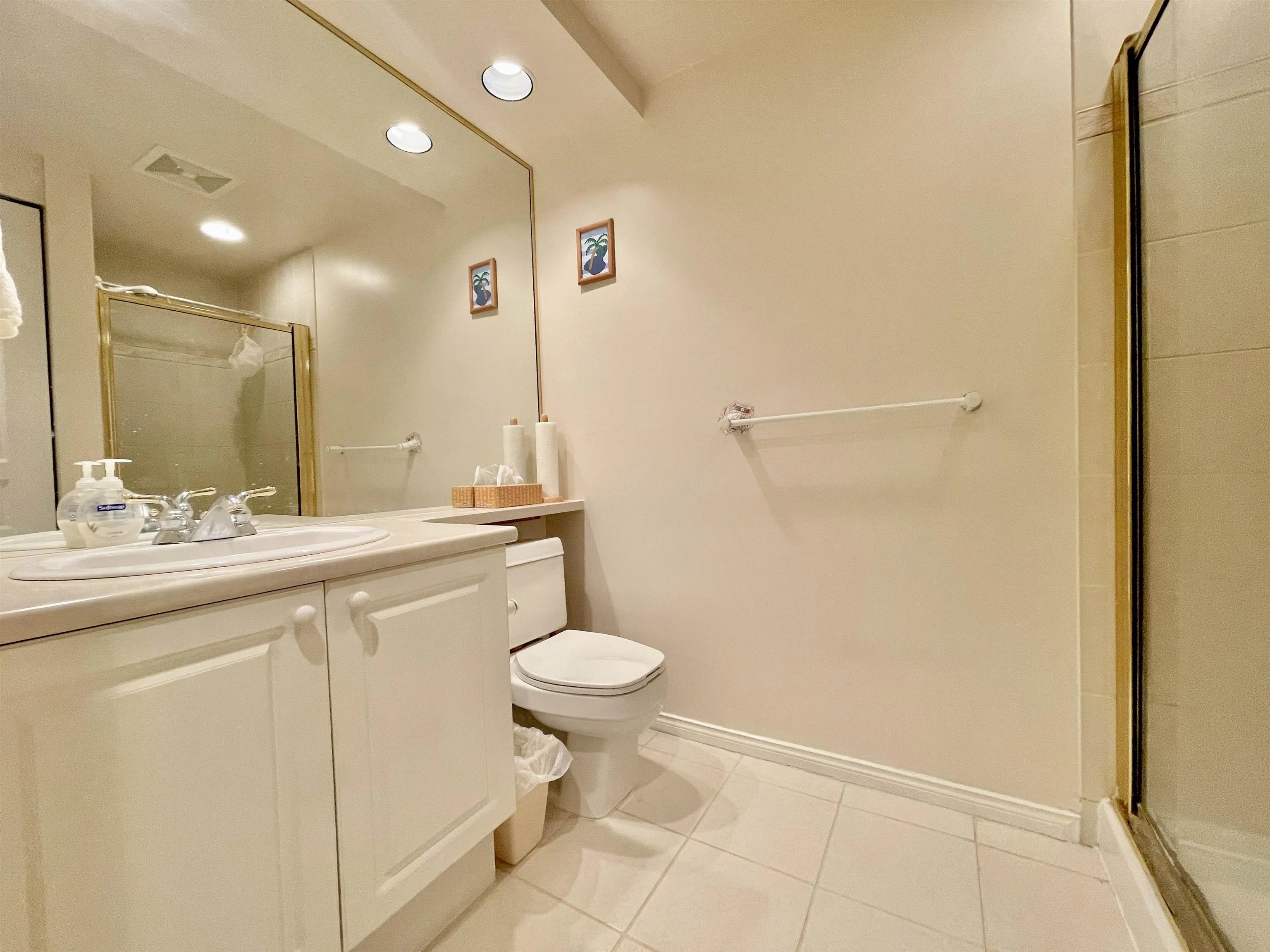 707 5775 Hampton Place