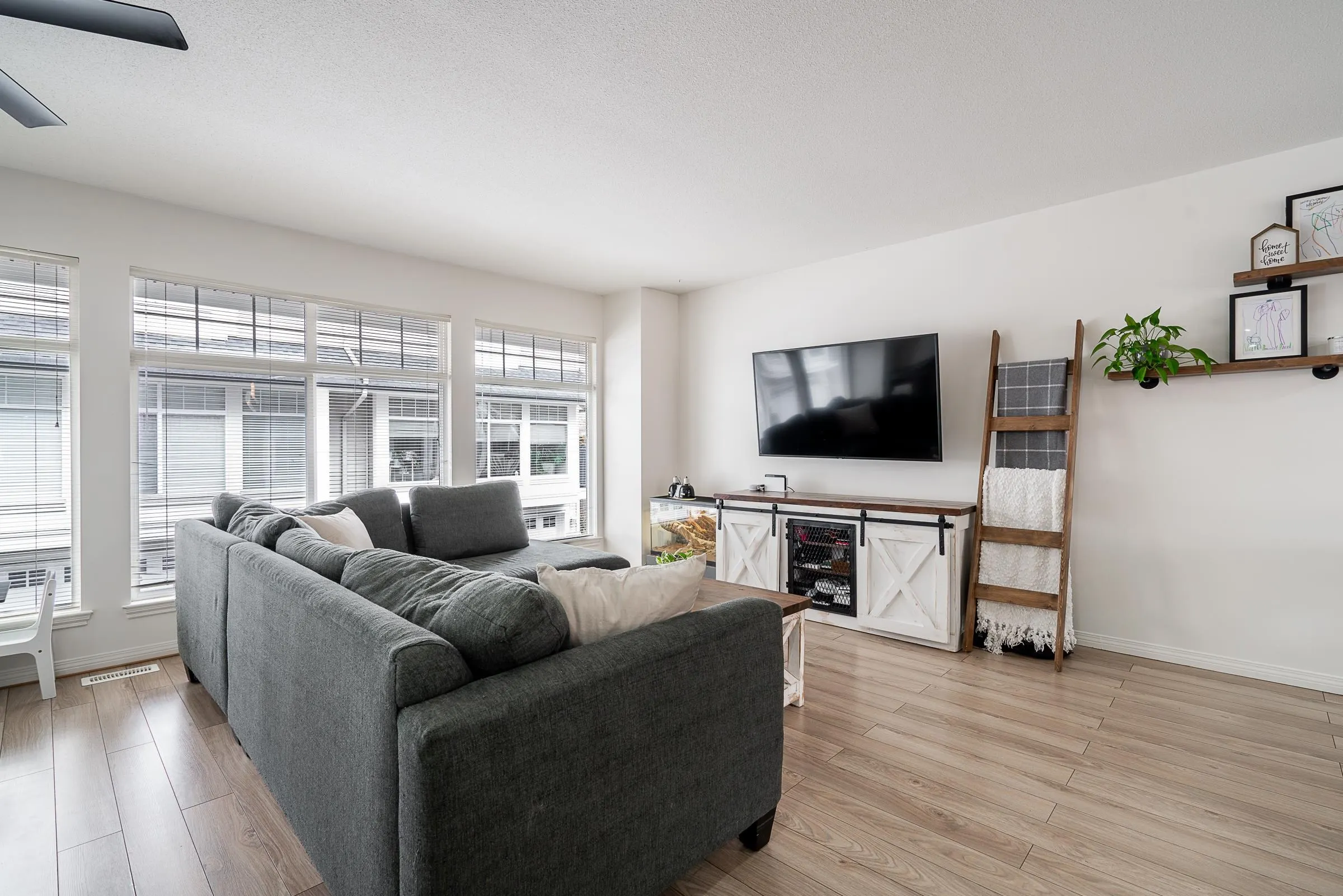 43 23343 Kanaka Way