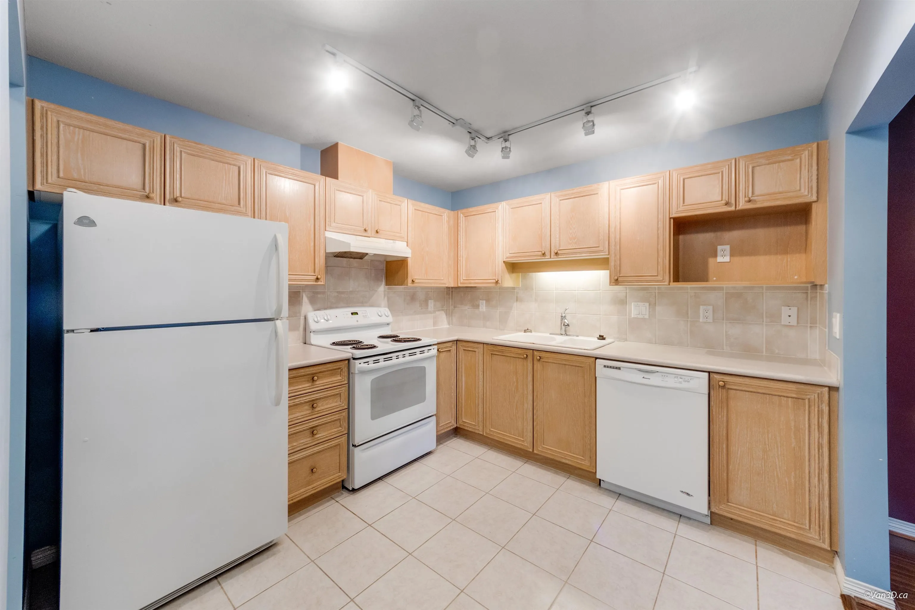 304 5683 Hampton Place