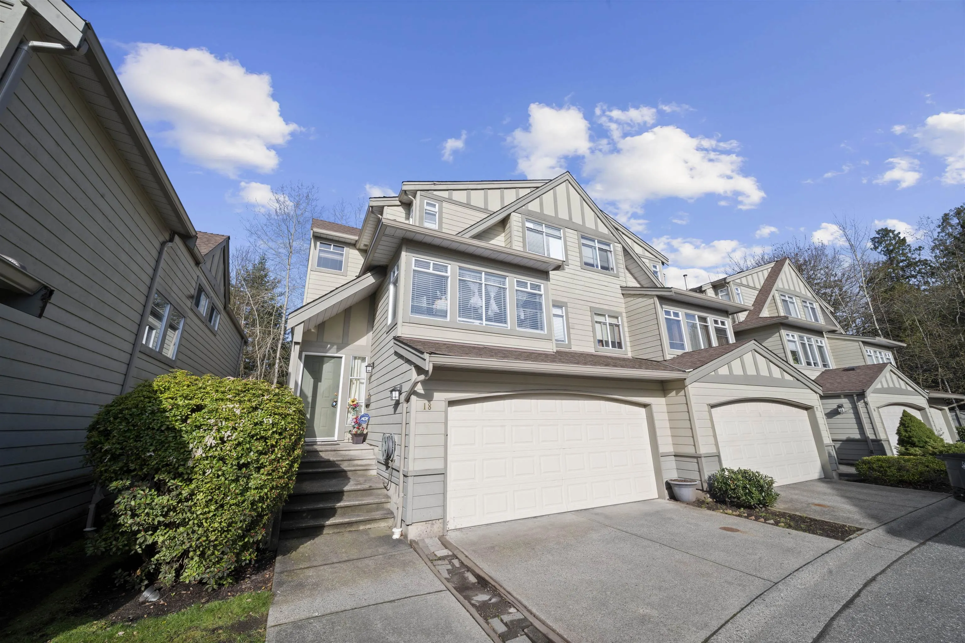 18 10238 155a Street