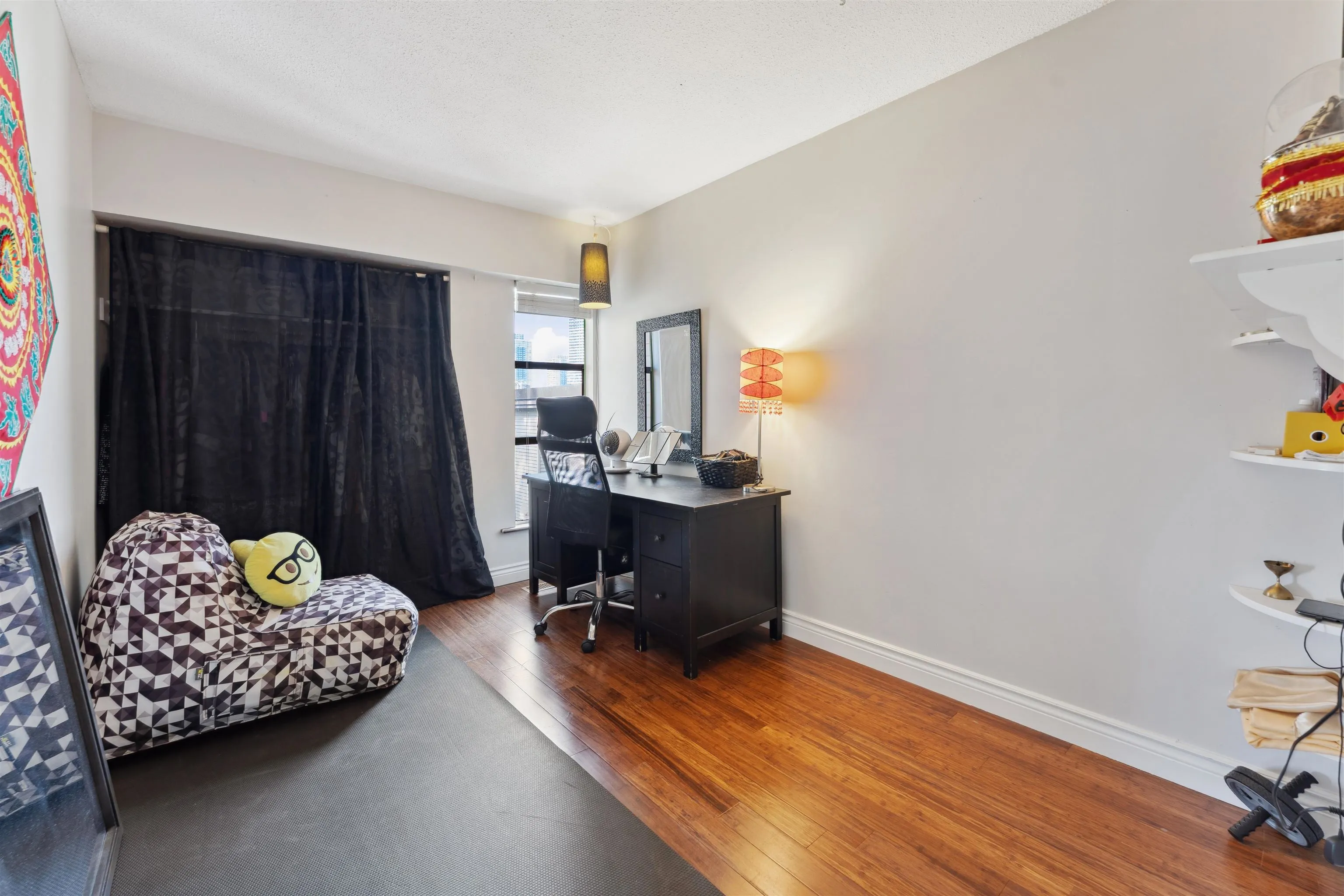 77 13766 Central Avenue