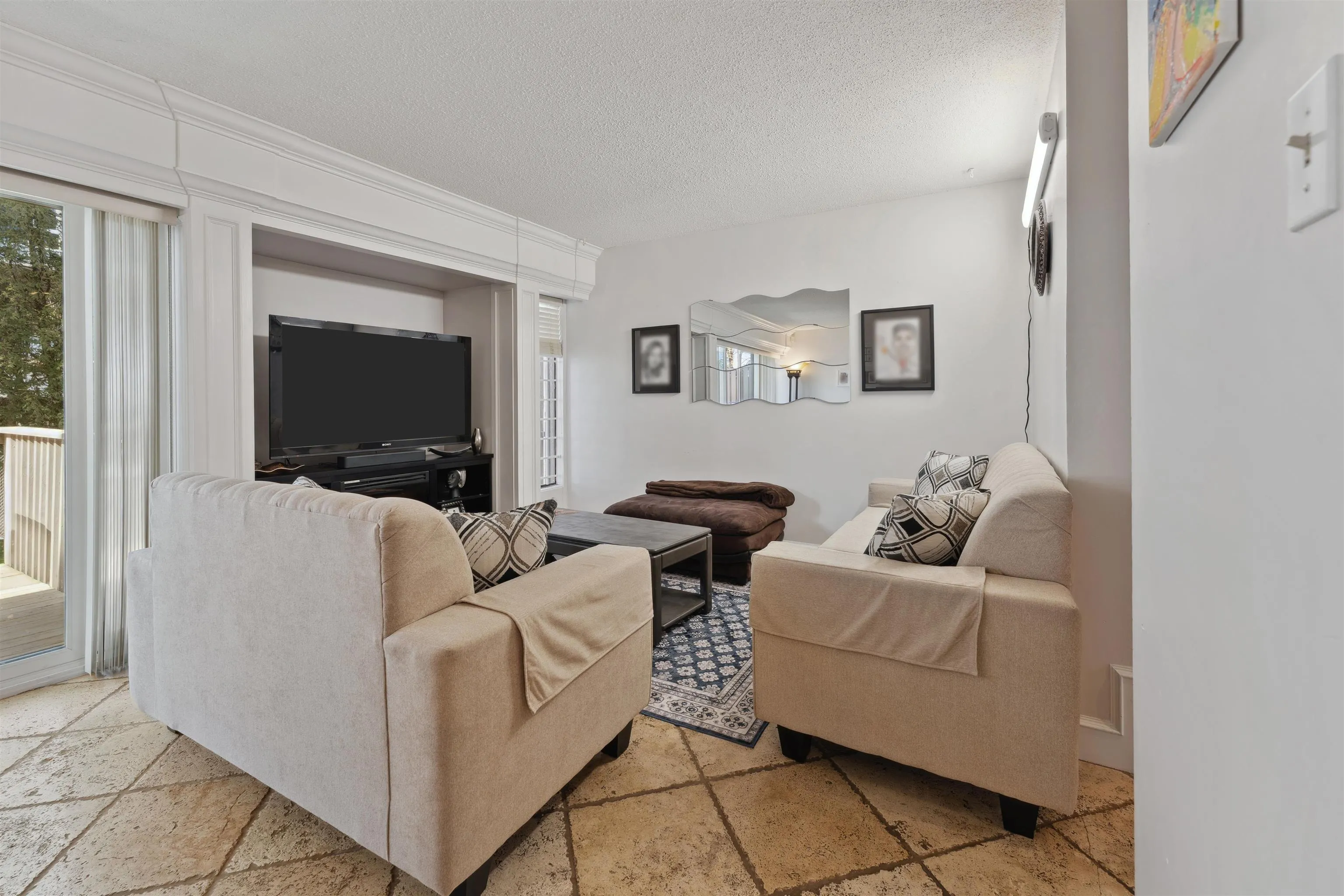 77 13766 Central Avenue