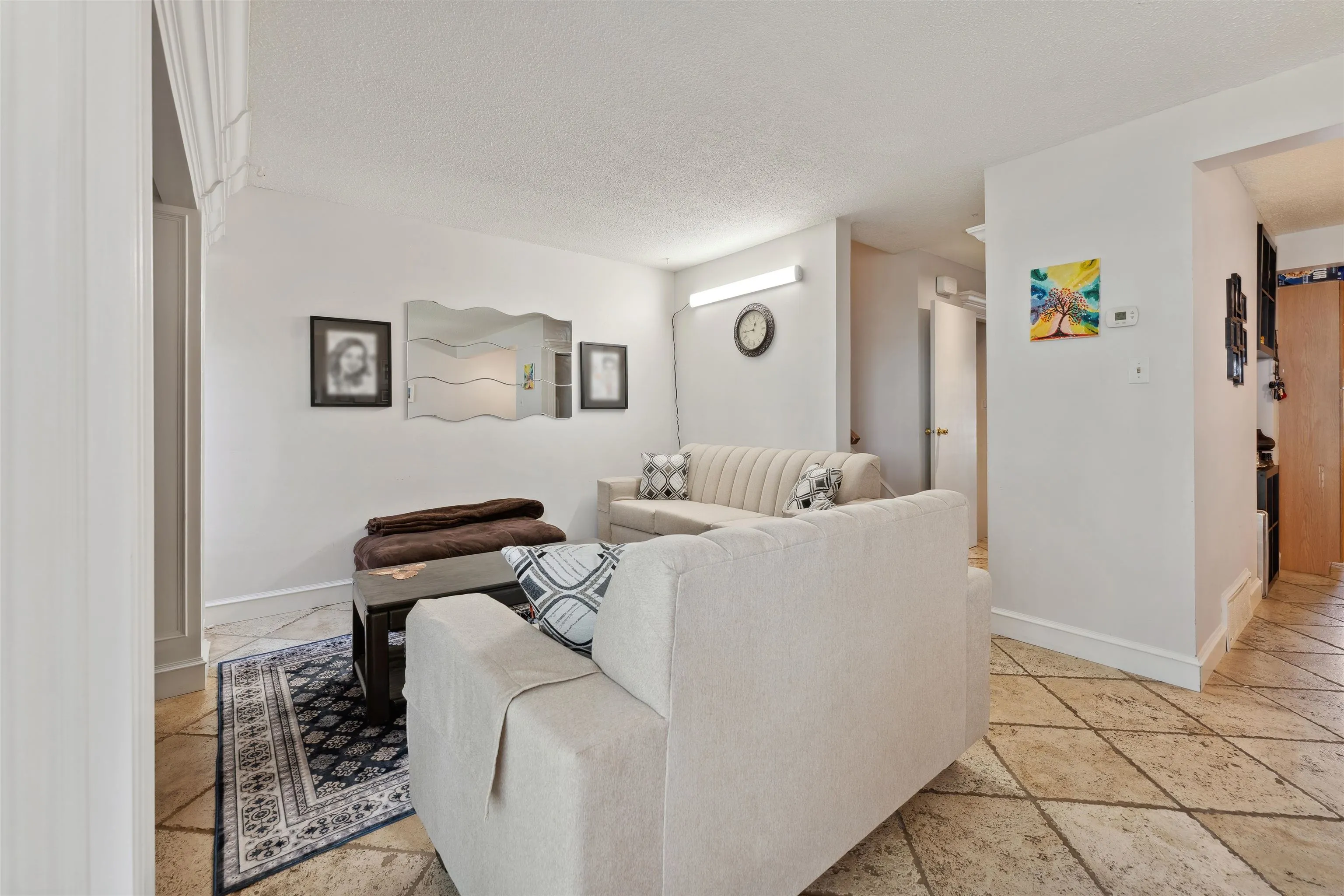 77 13766 Central Avenue
