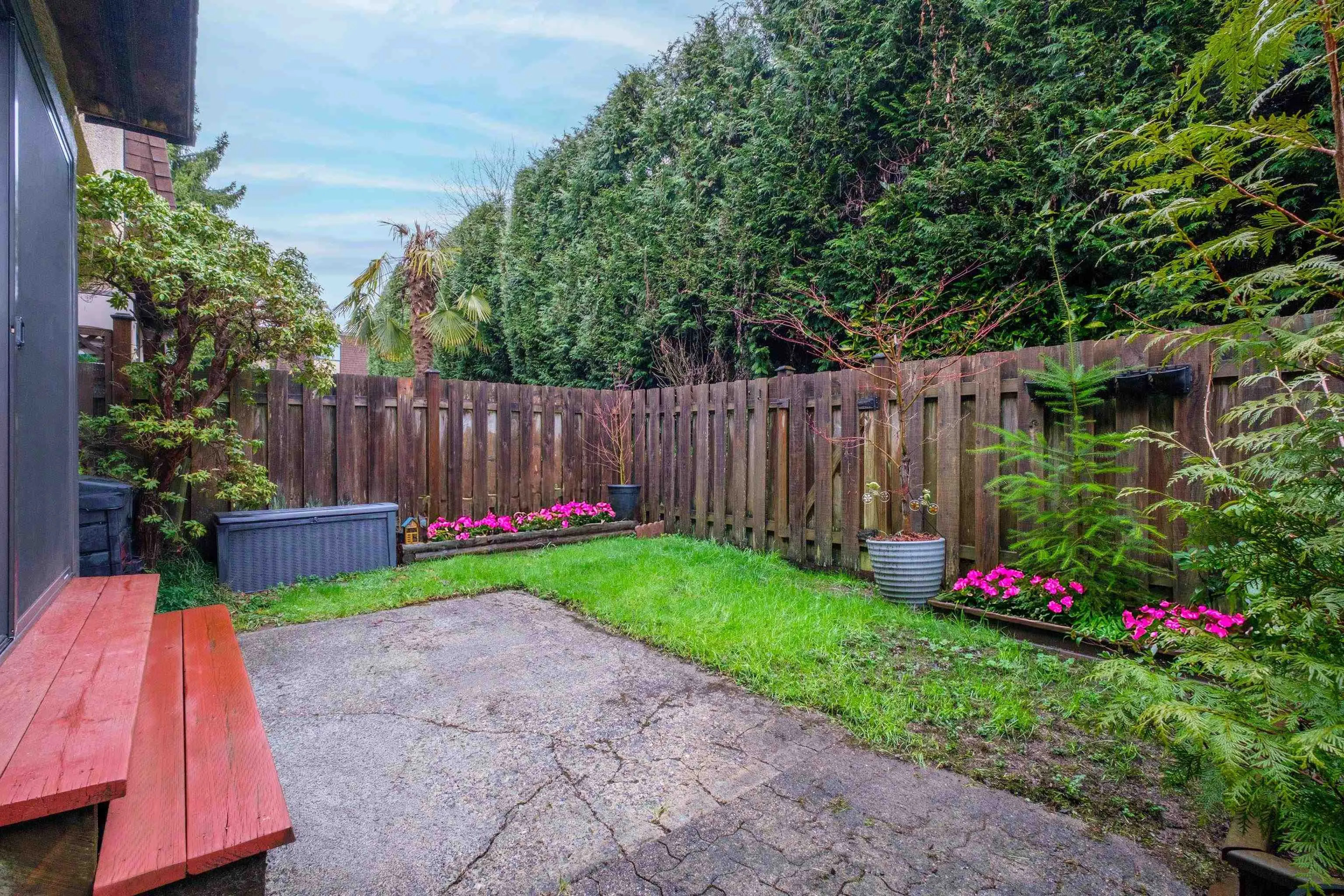 829 Old Lillooet Road