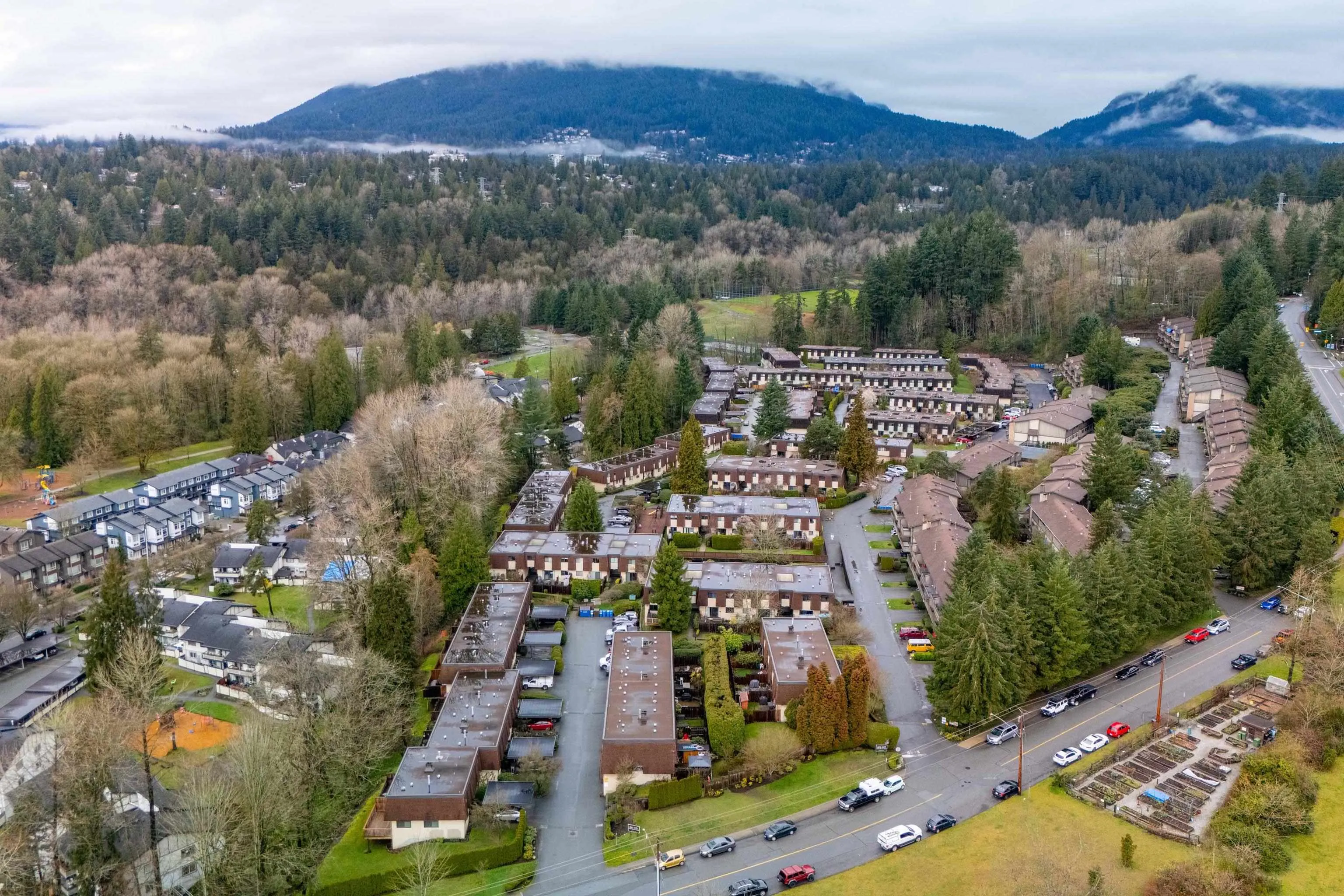 829 Old Lillooet Road
