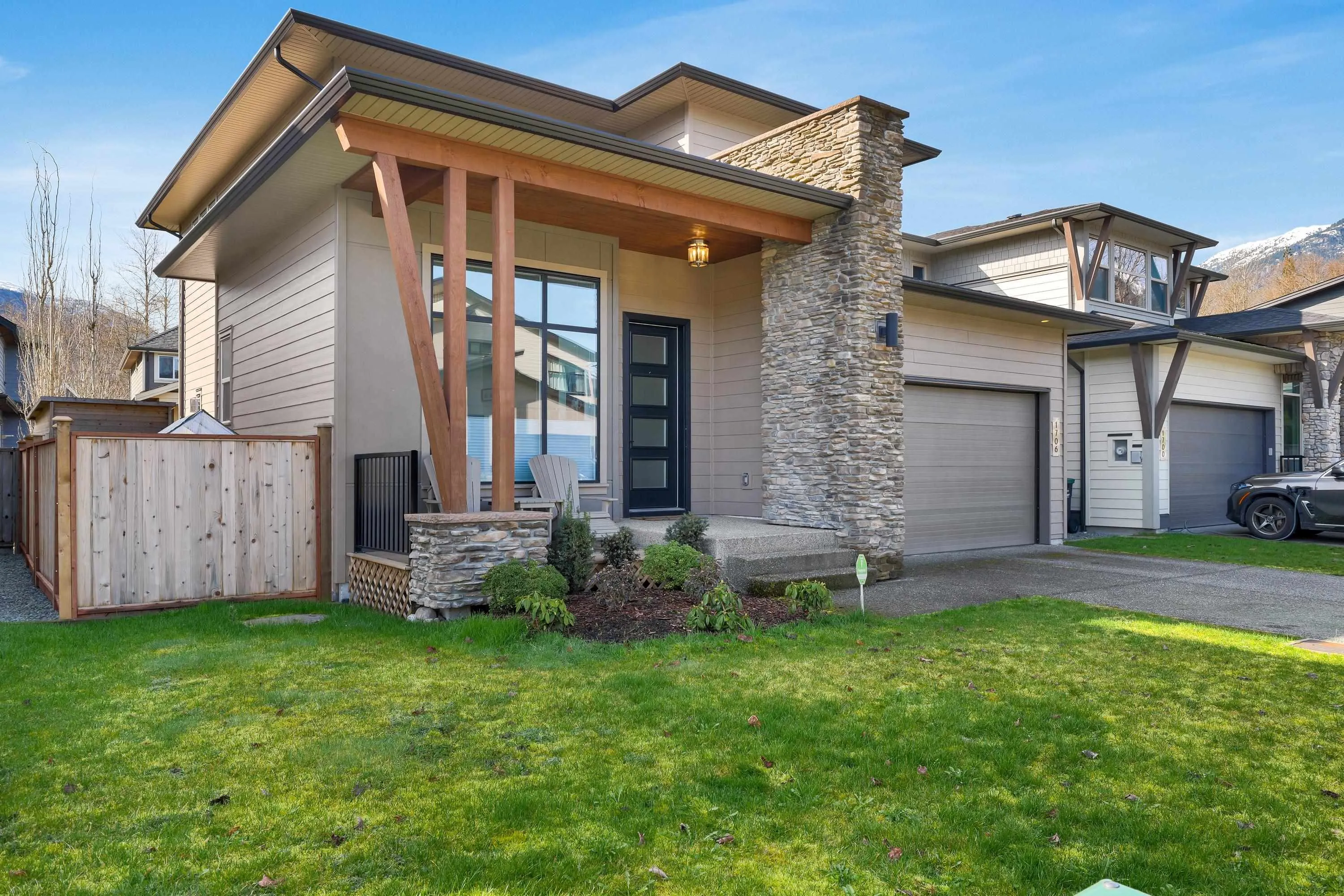 1706 Sparrow Way