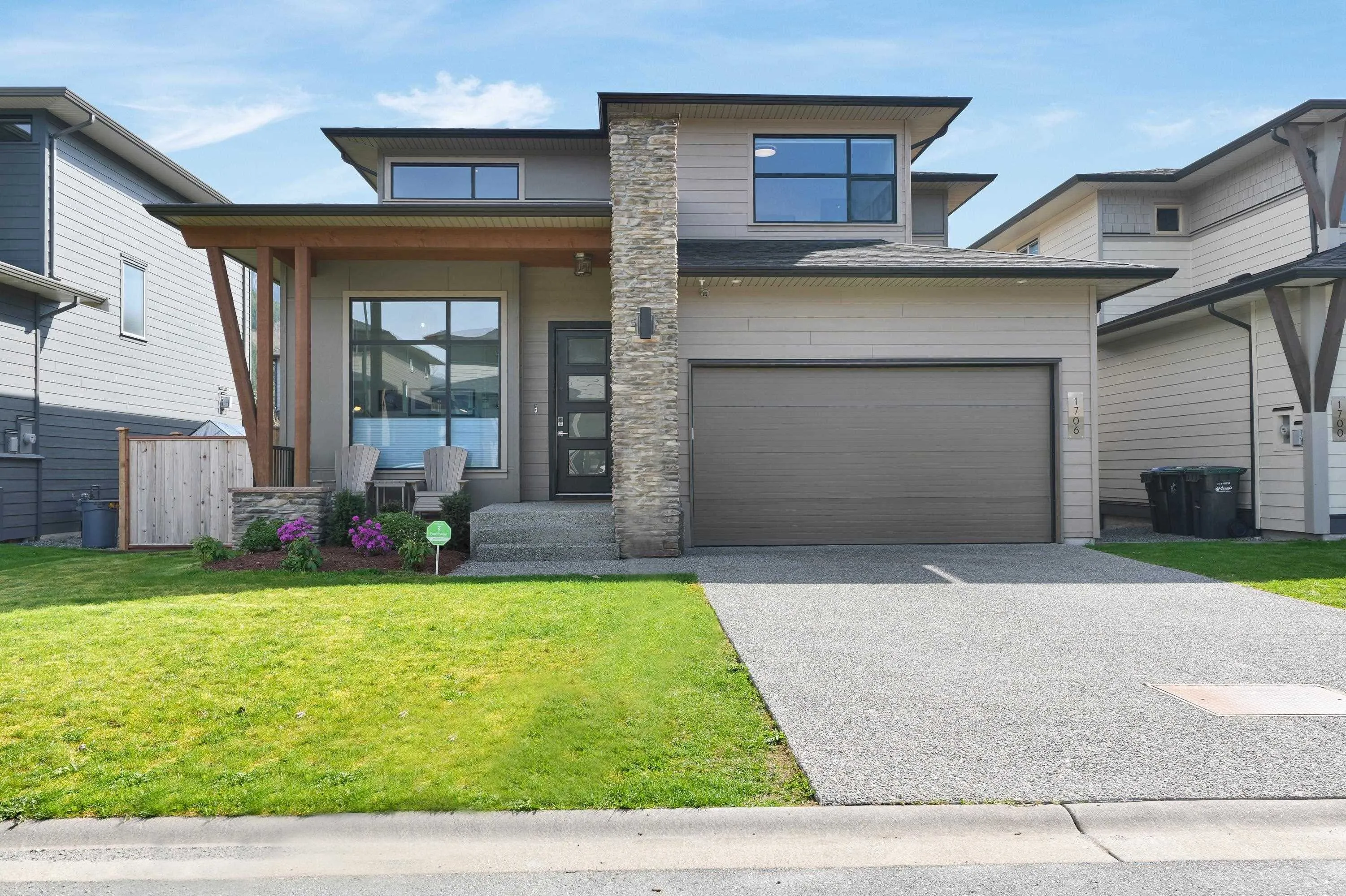 1706 Sparrow Way