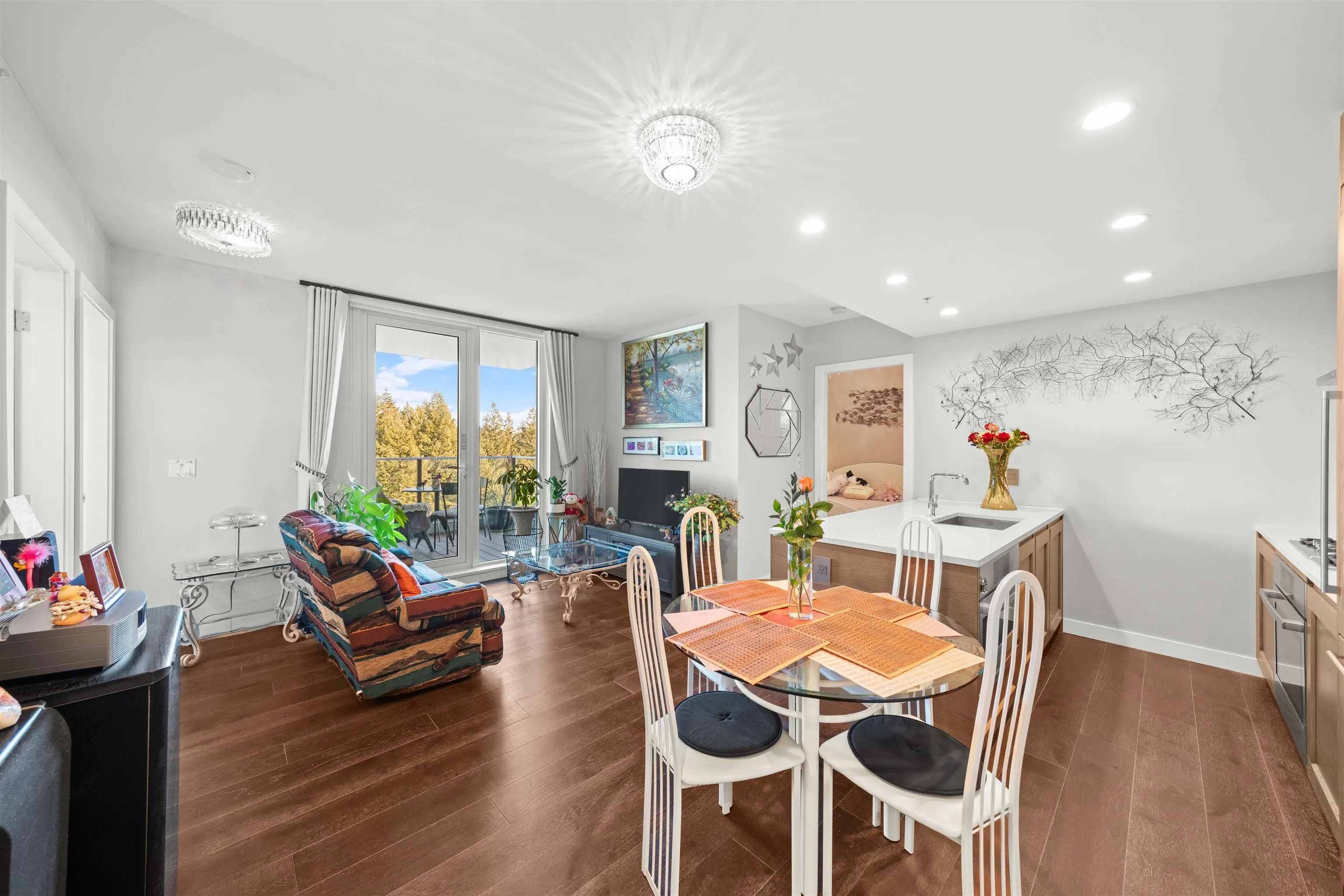 1905 5629 Birney Avenue