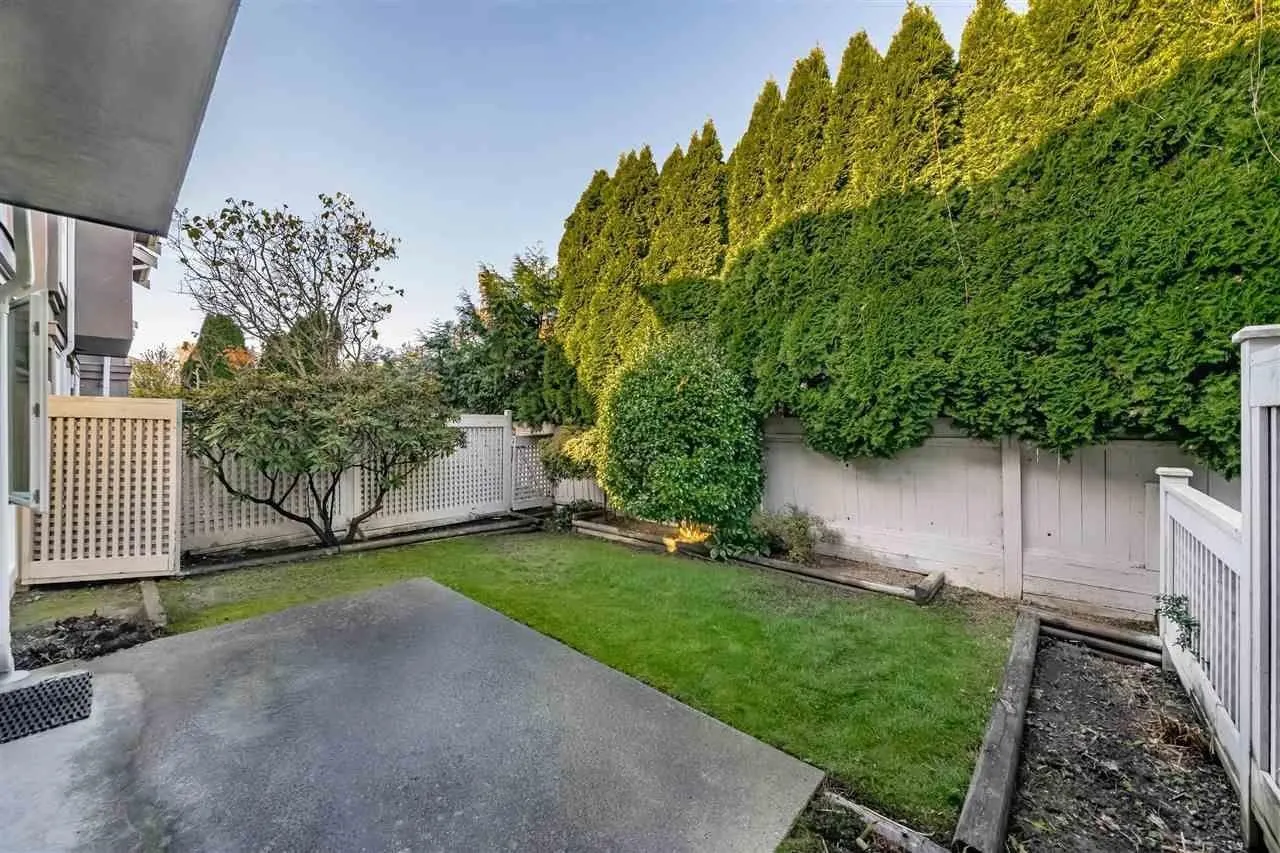 14 5111 Maple Road