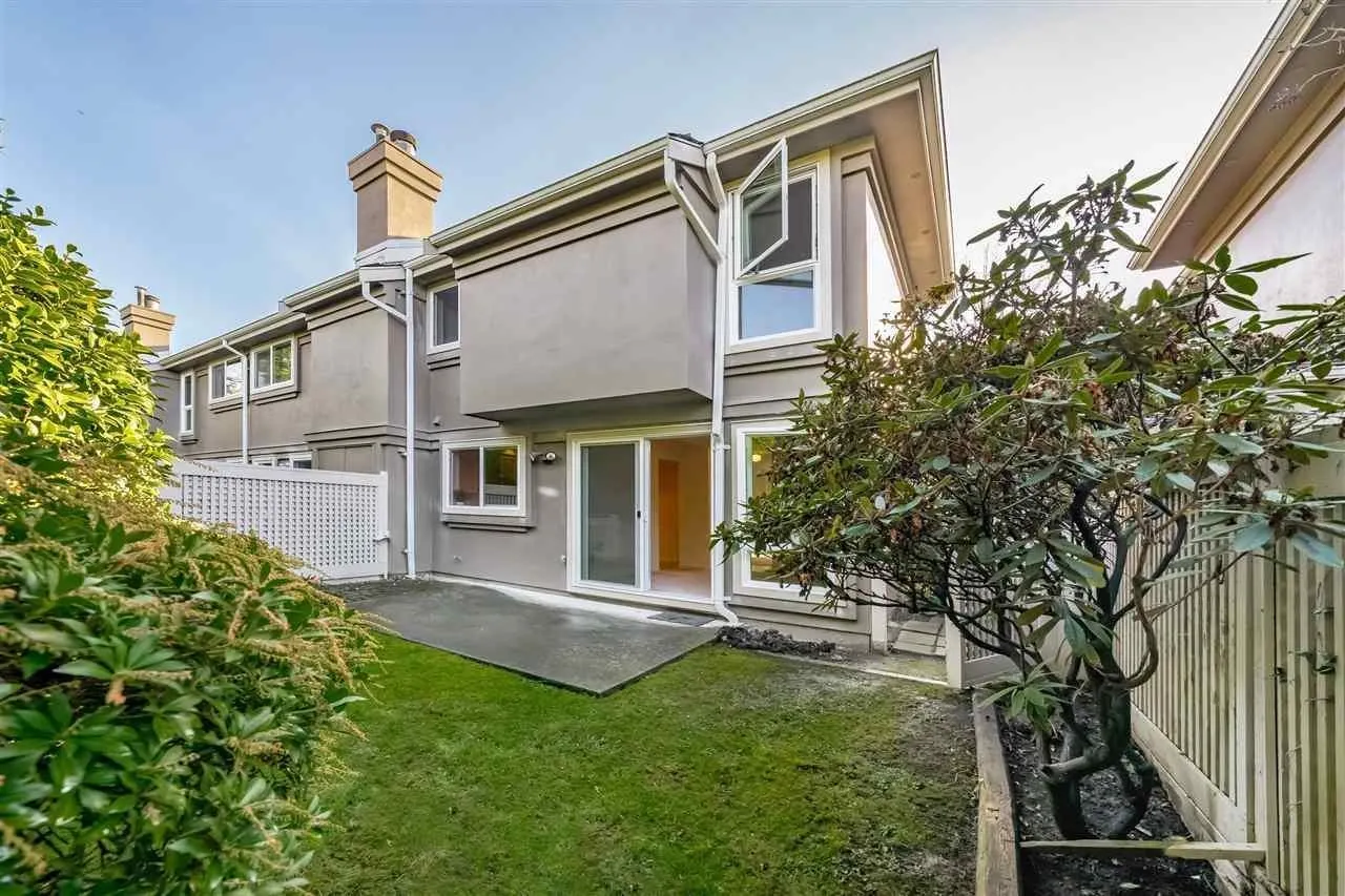 14 5111 Maple Road