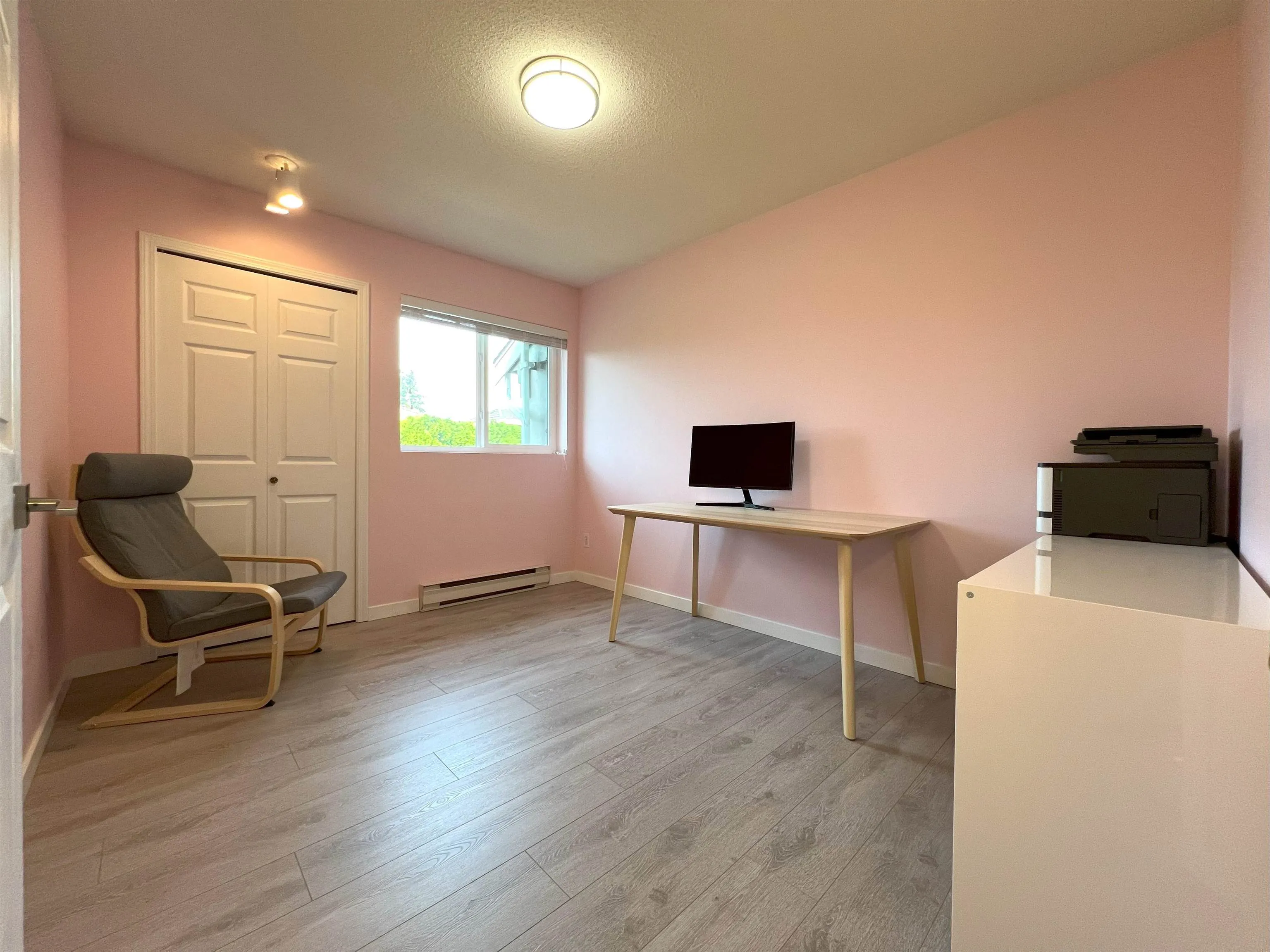 14 5111 Maple Road