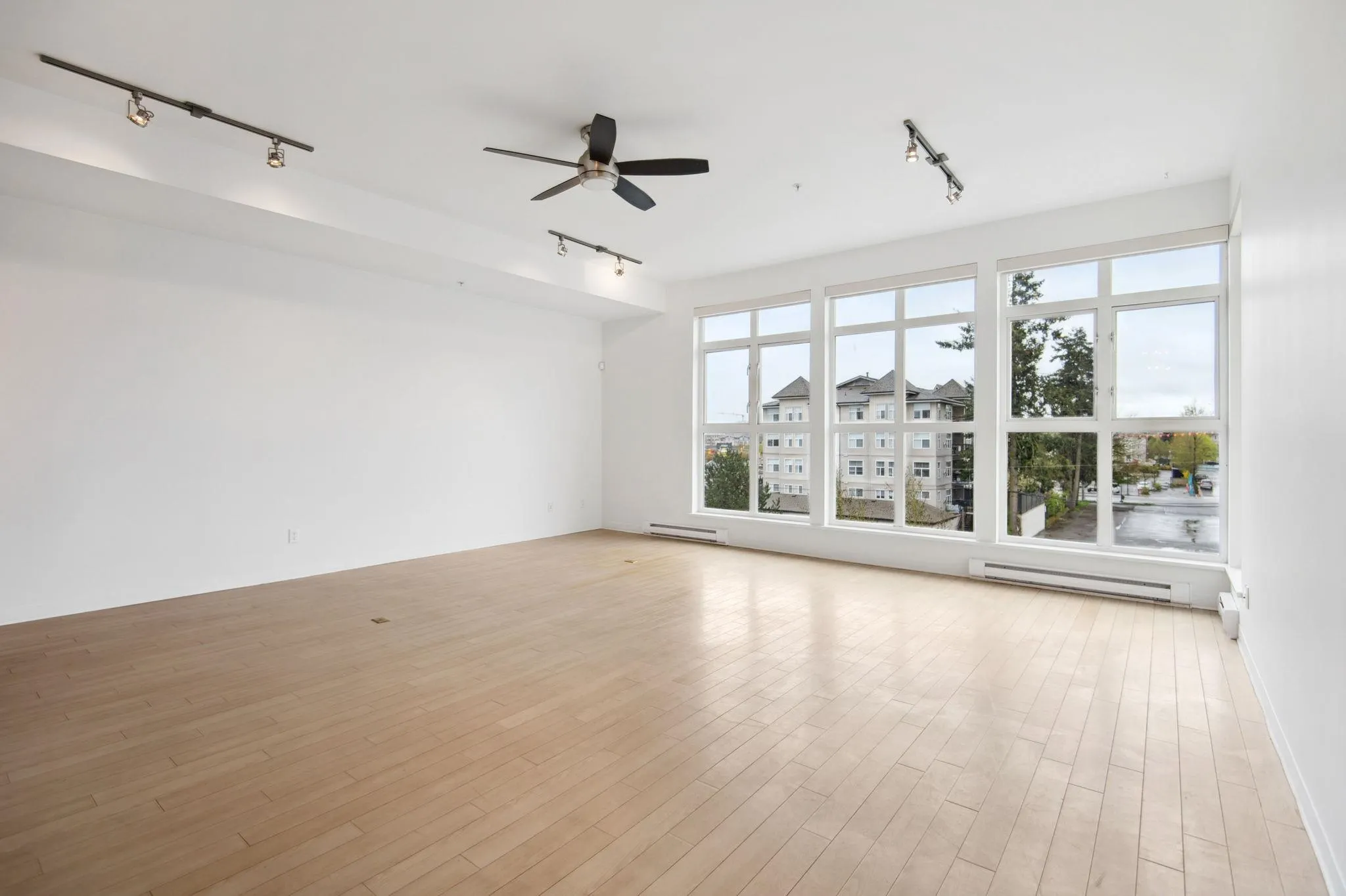308 20238 Fraser Highway