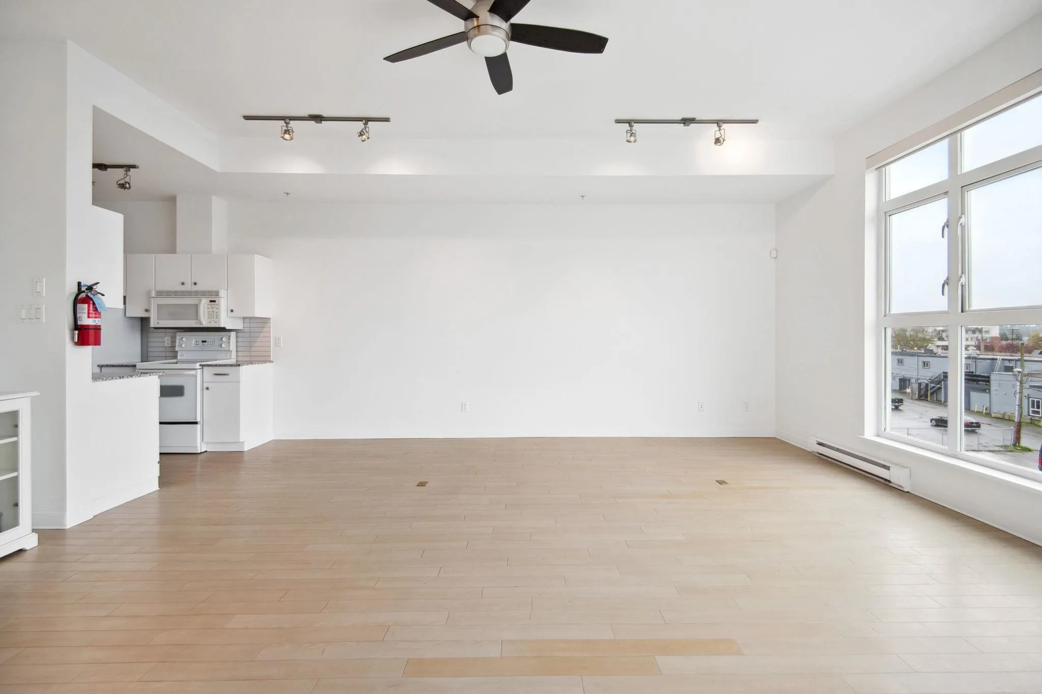 308 20238 Fraser Highway