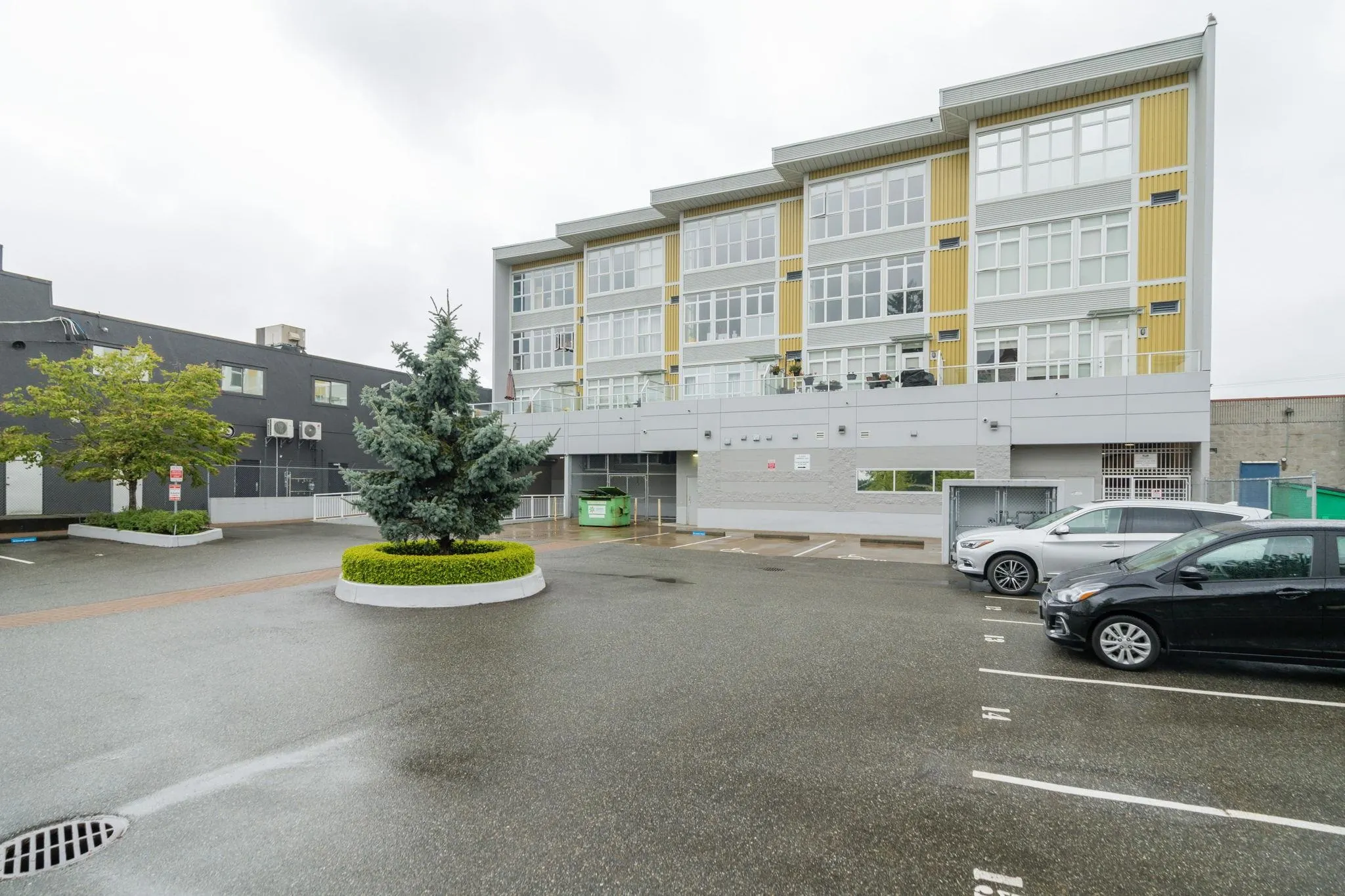 308 20238 Fraser Highway