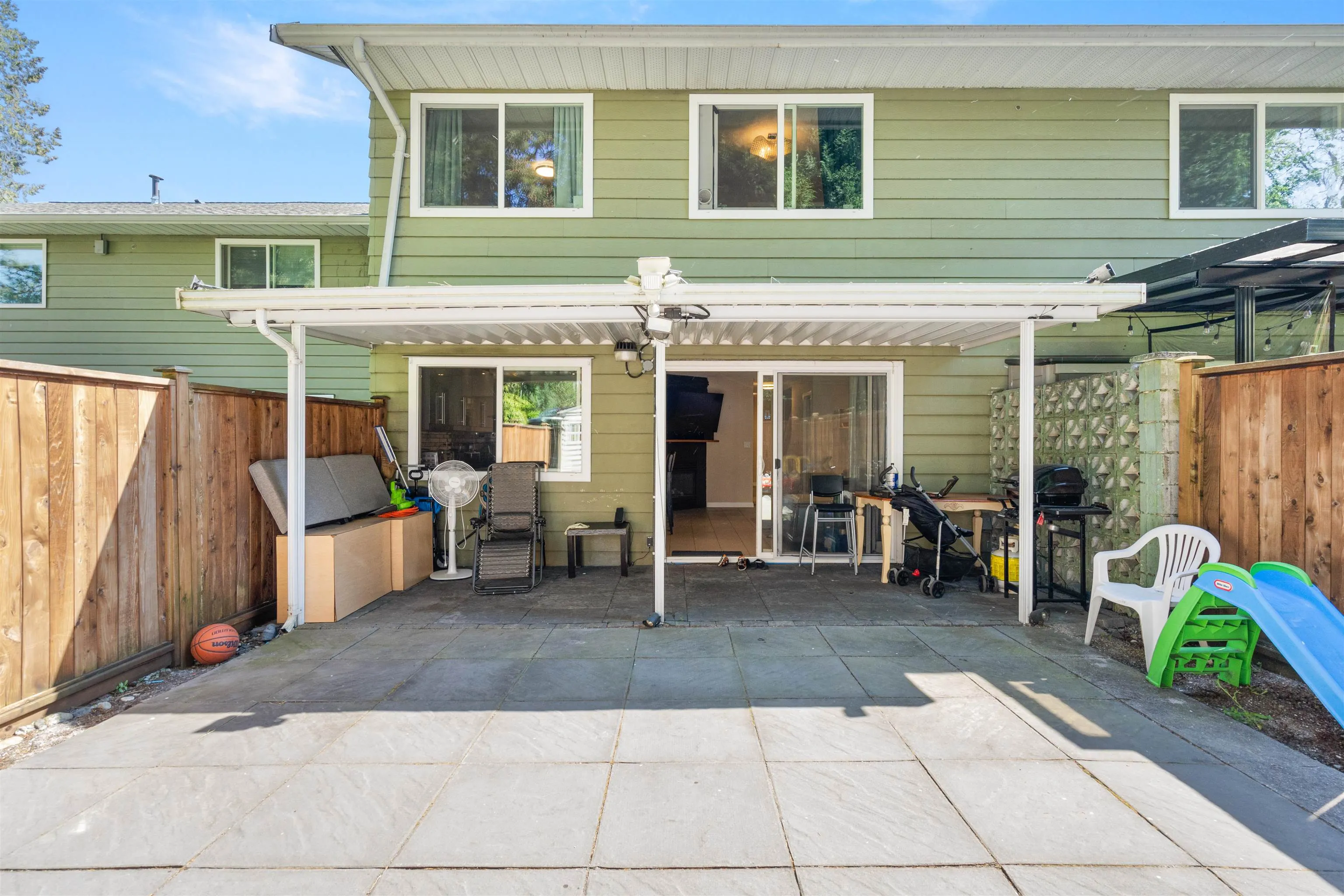 2535 Gordon Avenue