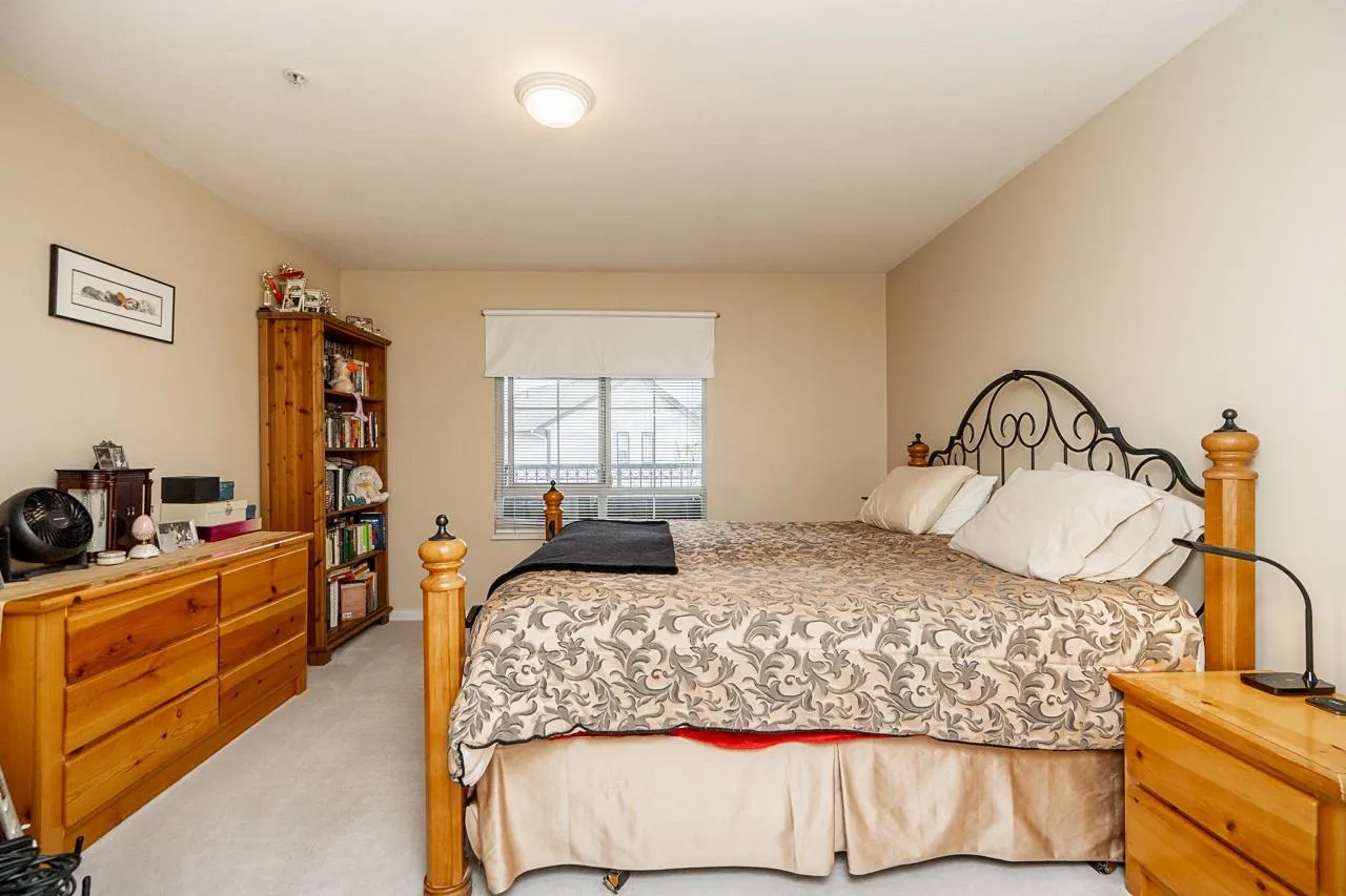 207 19528 Fraser Highway