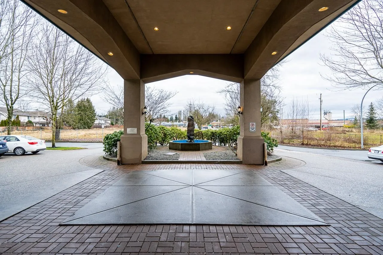 207 19528 Fraser Highway