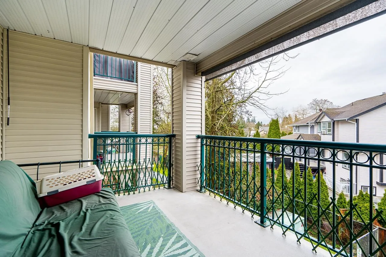 207 19528 Fraser Highway