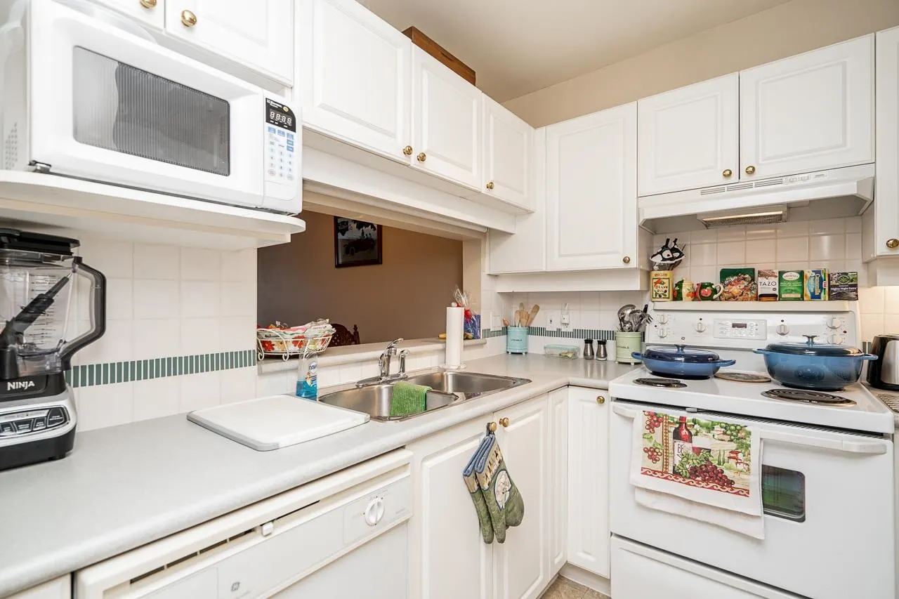 207 19528 Fraser Highway