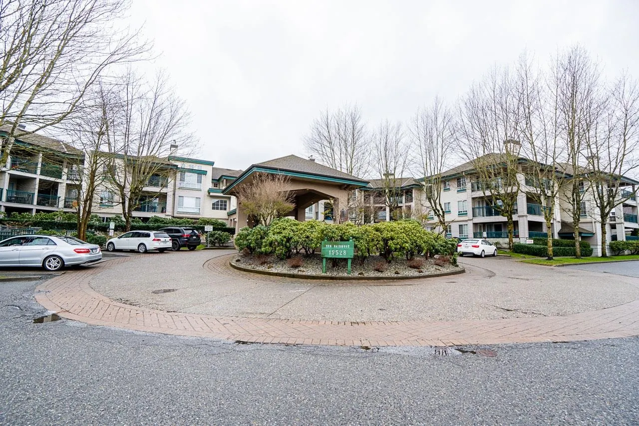 207 19528 Fraser Highway