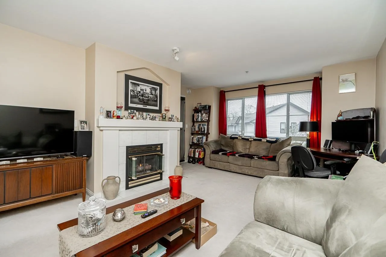 207 19528 Fraser Highway