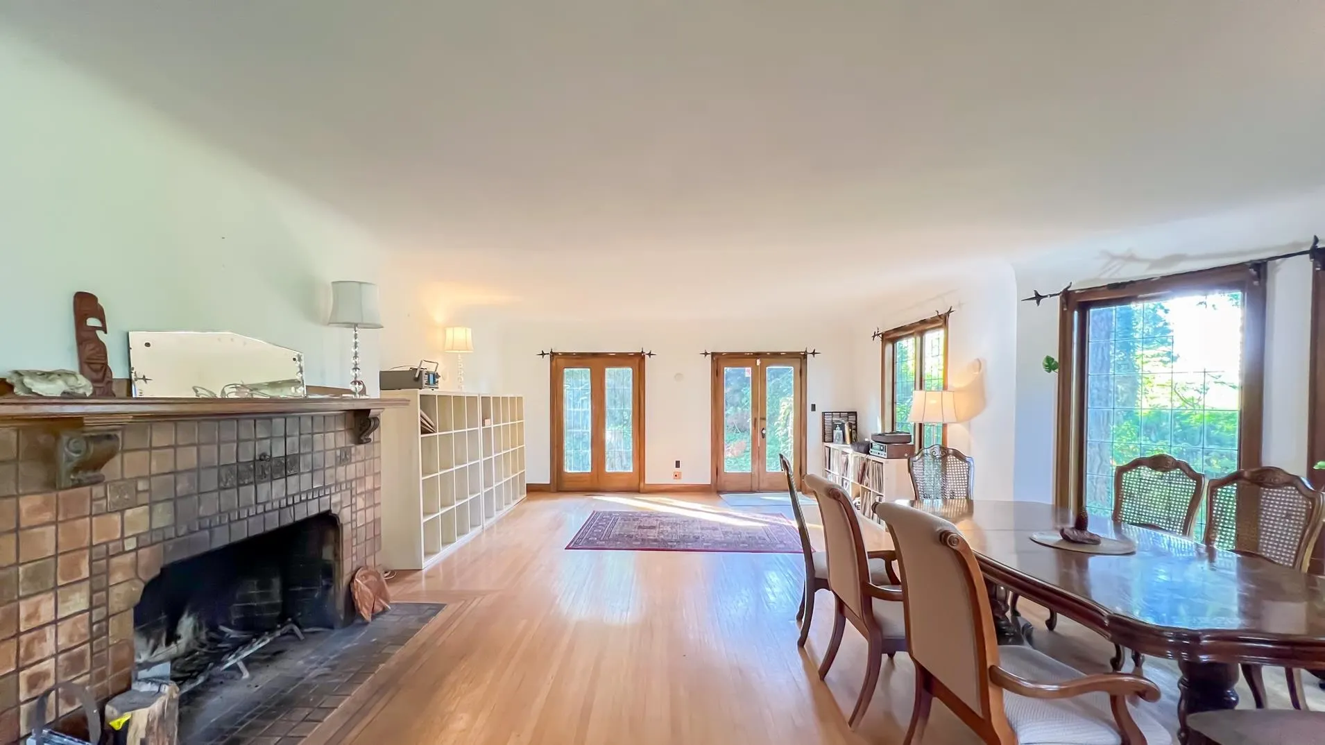 4786 Drummond Drive