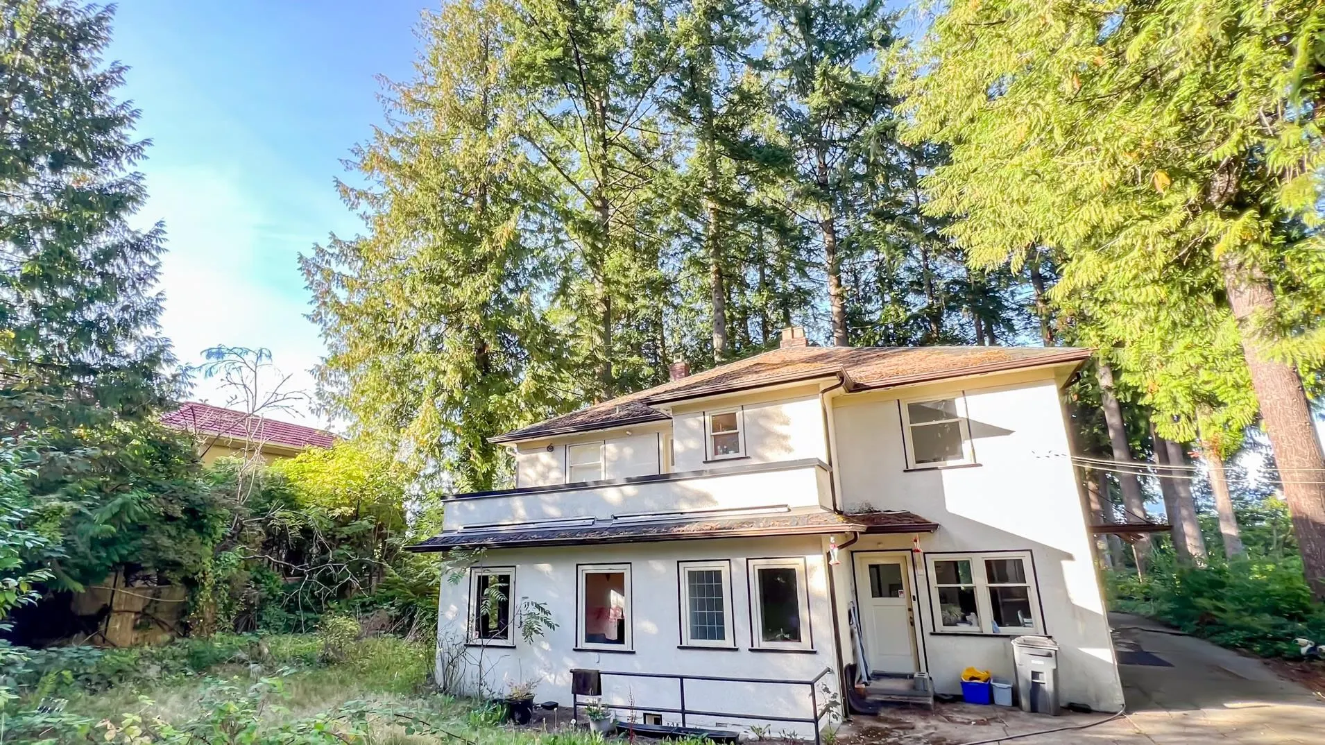 4786 Drummond Drive