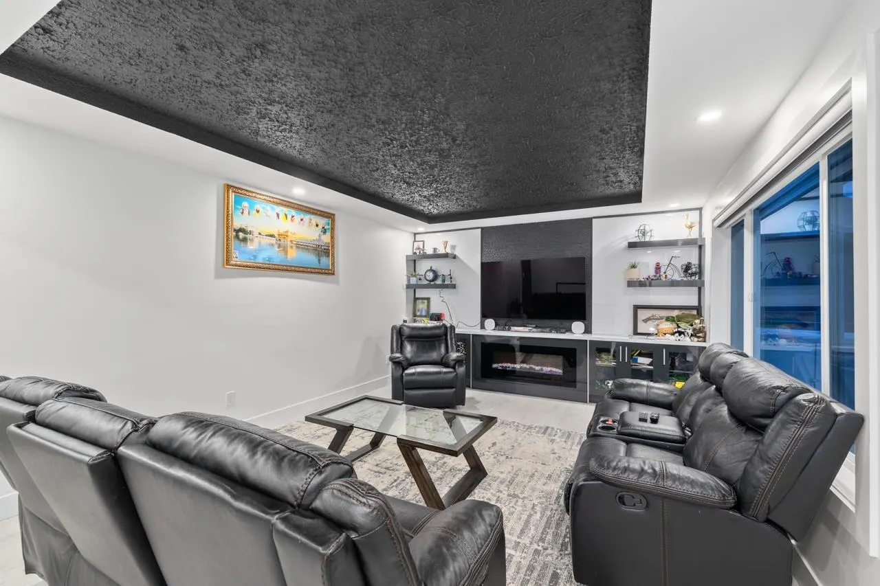 2862 Glenavon Court