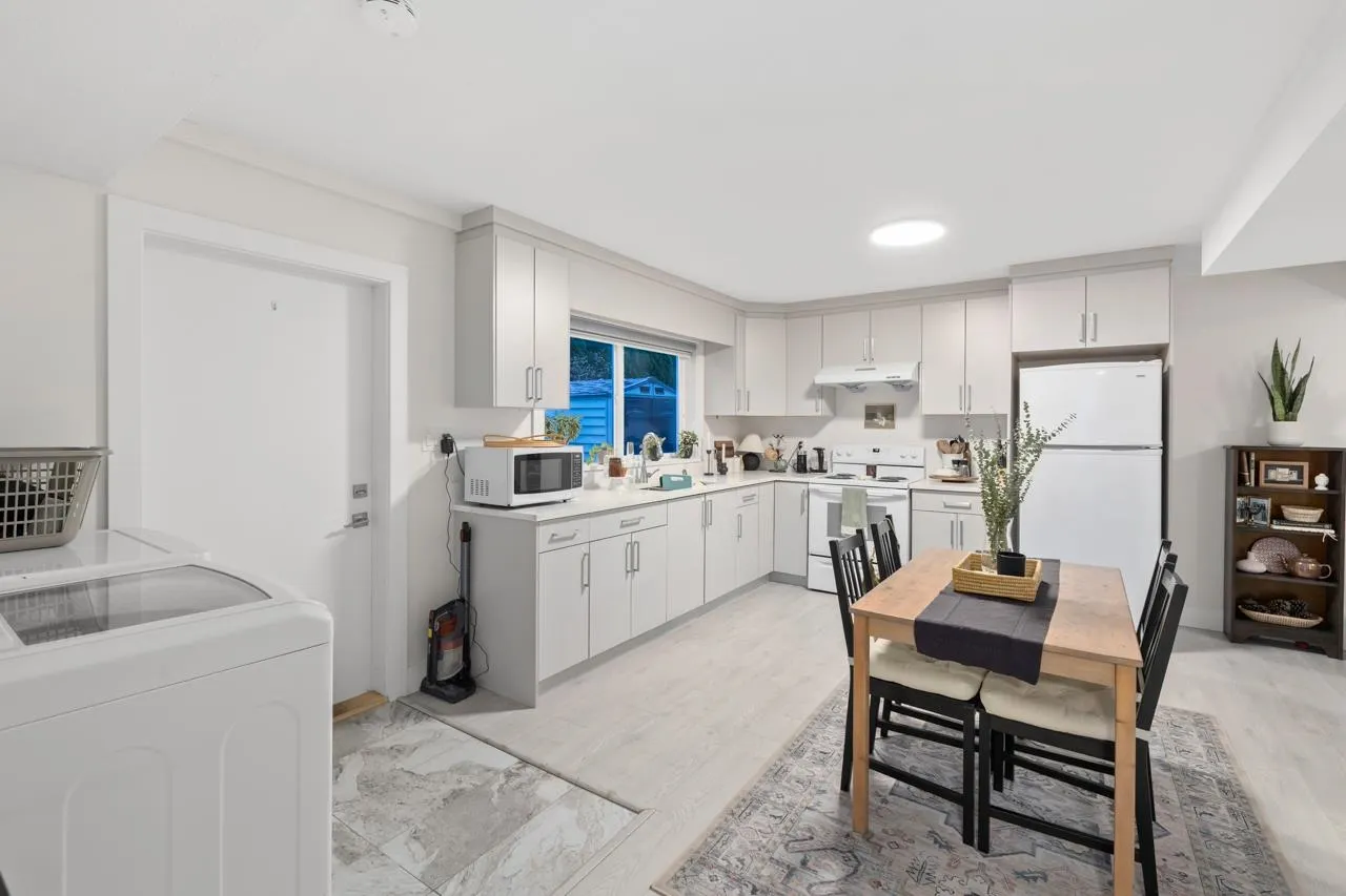 2862 Glenavon Court
