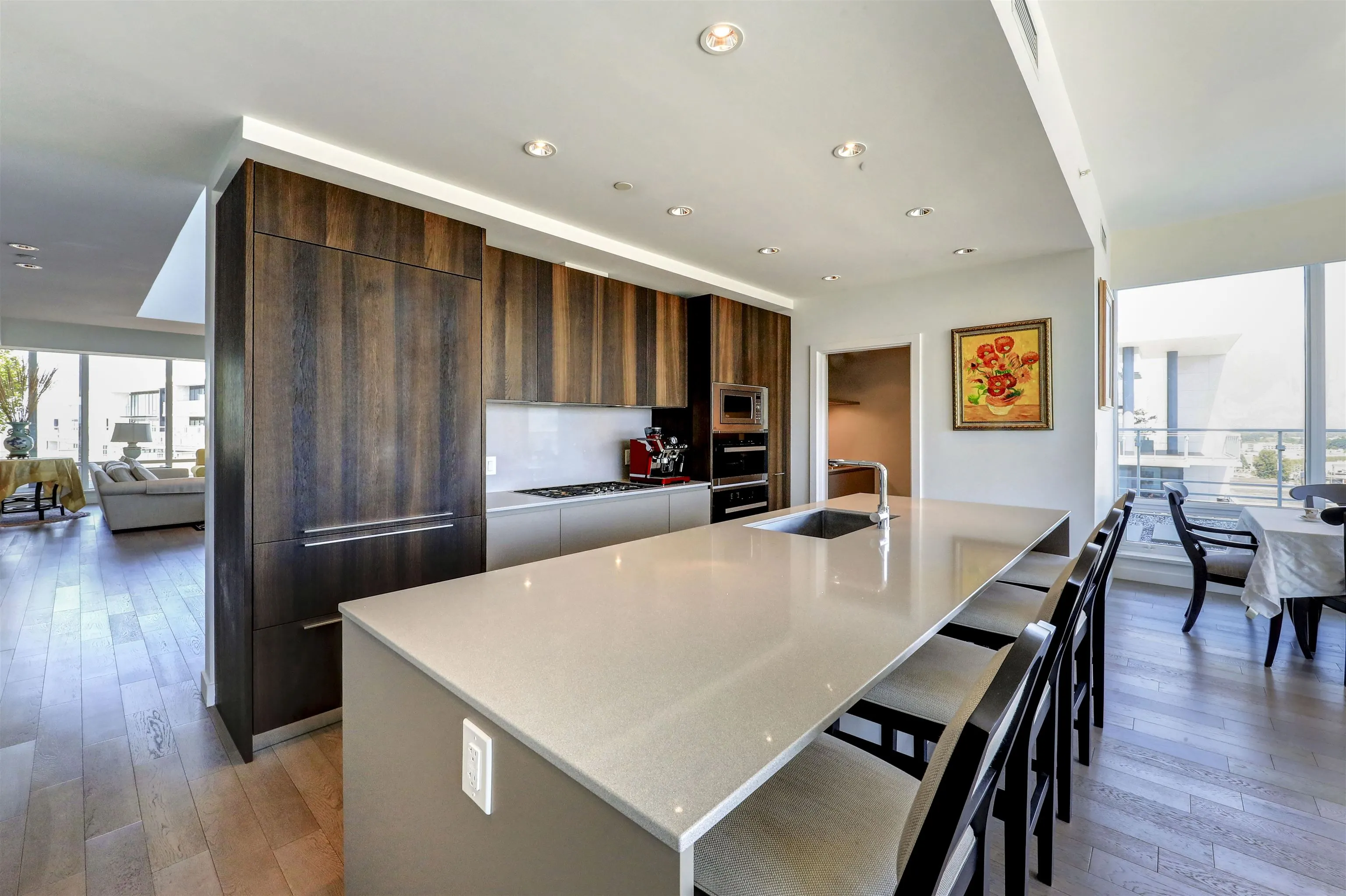 1205 6688 Pearson Way
