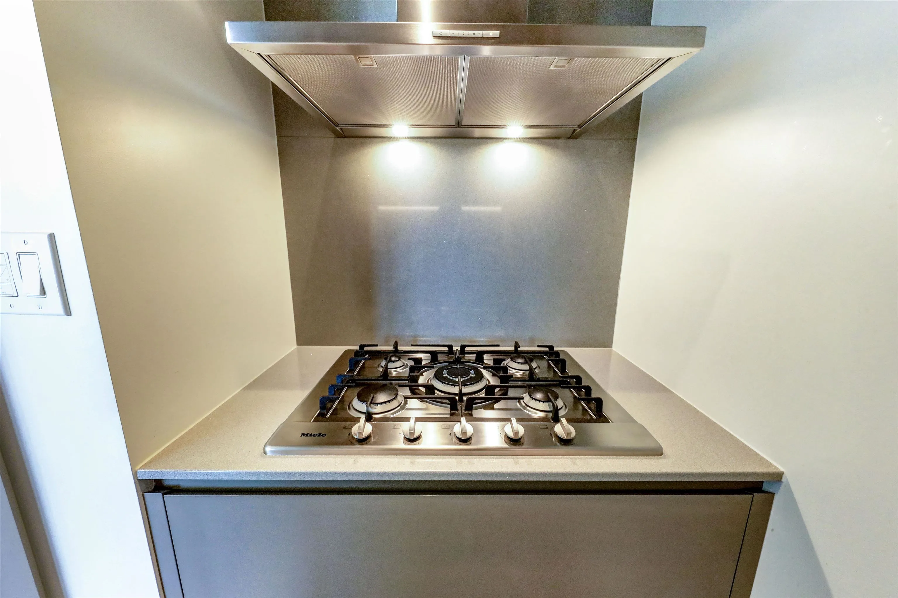 1205 6688 Pearson Way