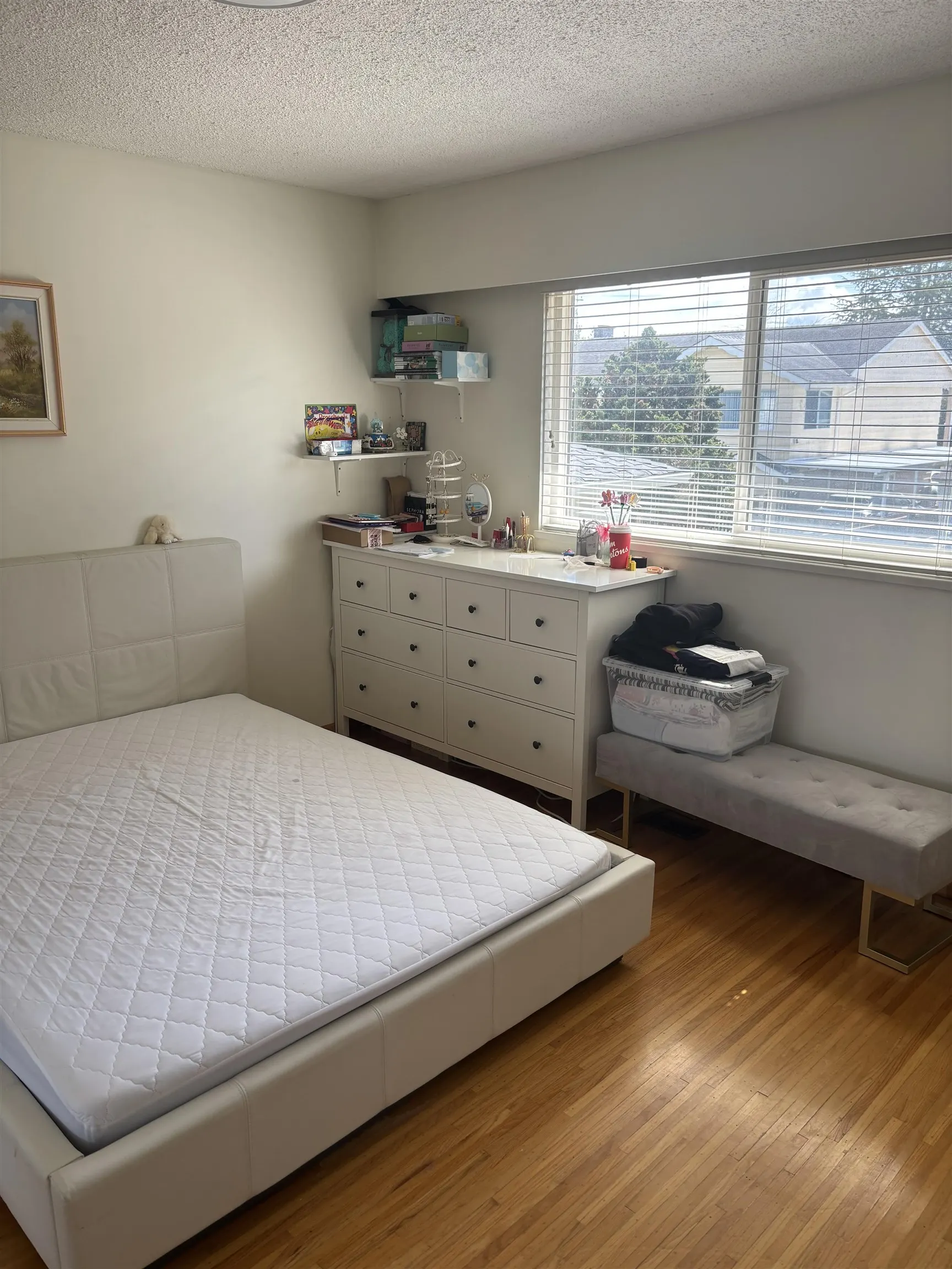 6551 Azure Road