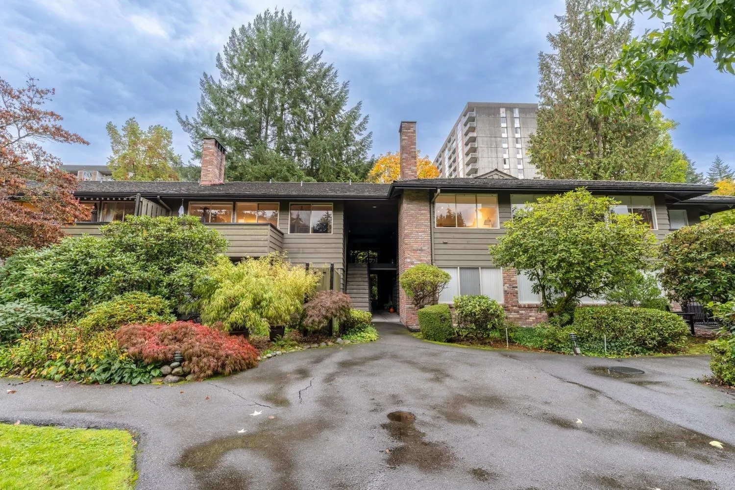 312 235 Keith Road
