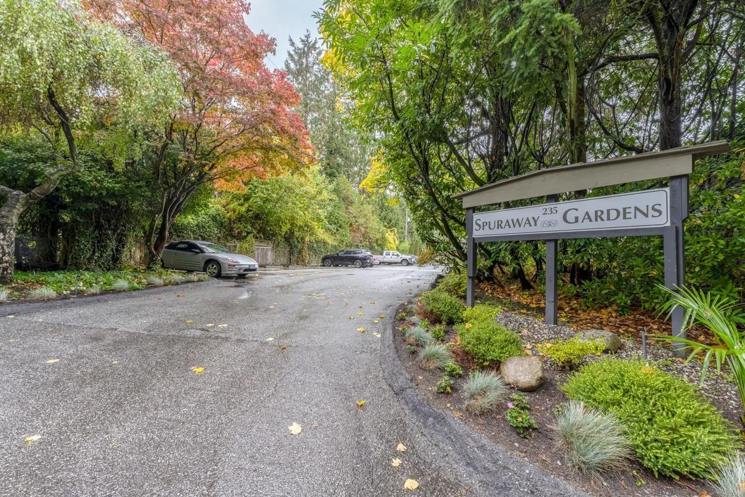 312 235 Keith Road