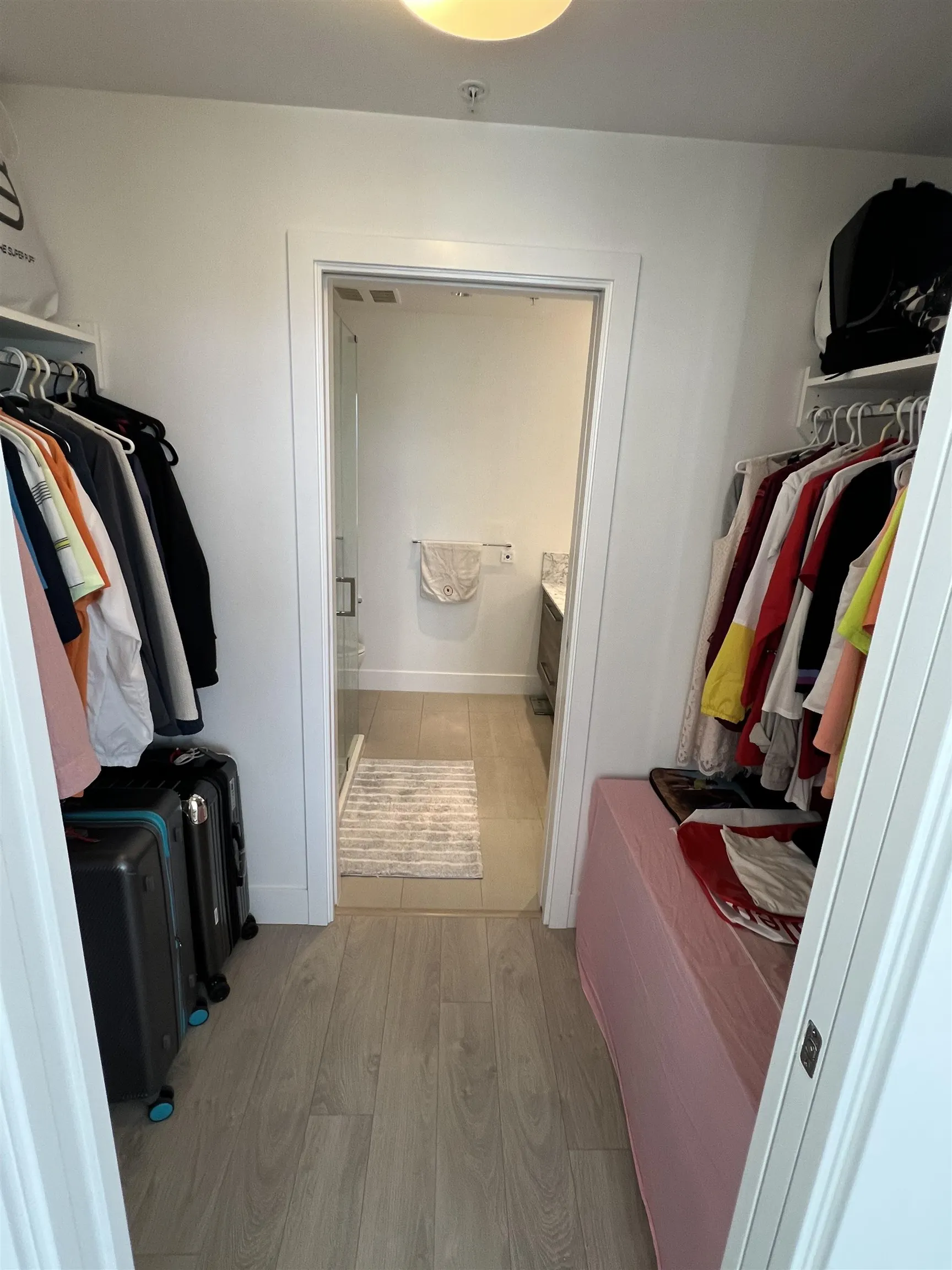 1702 7388 Kingsway Avenue