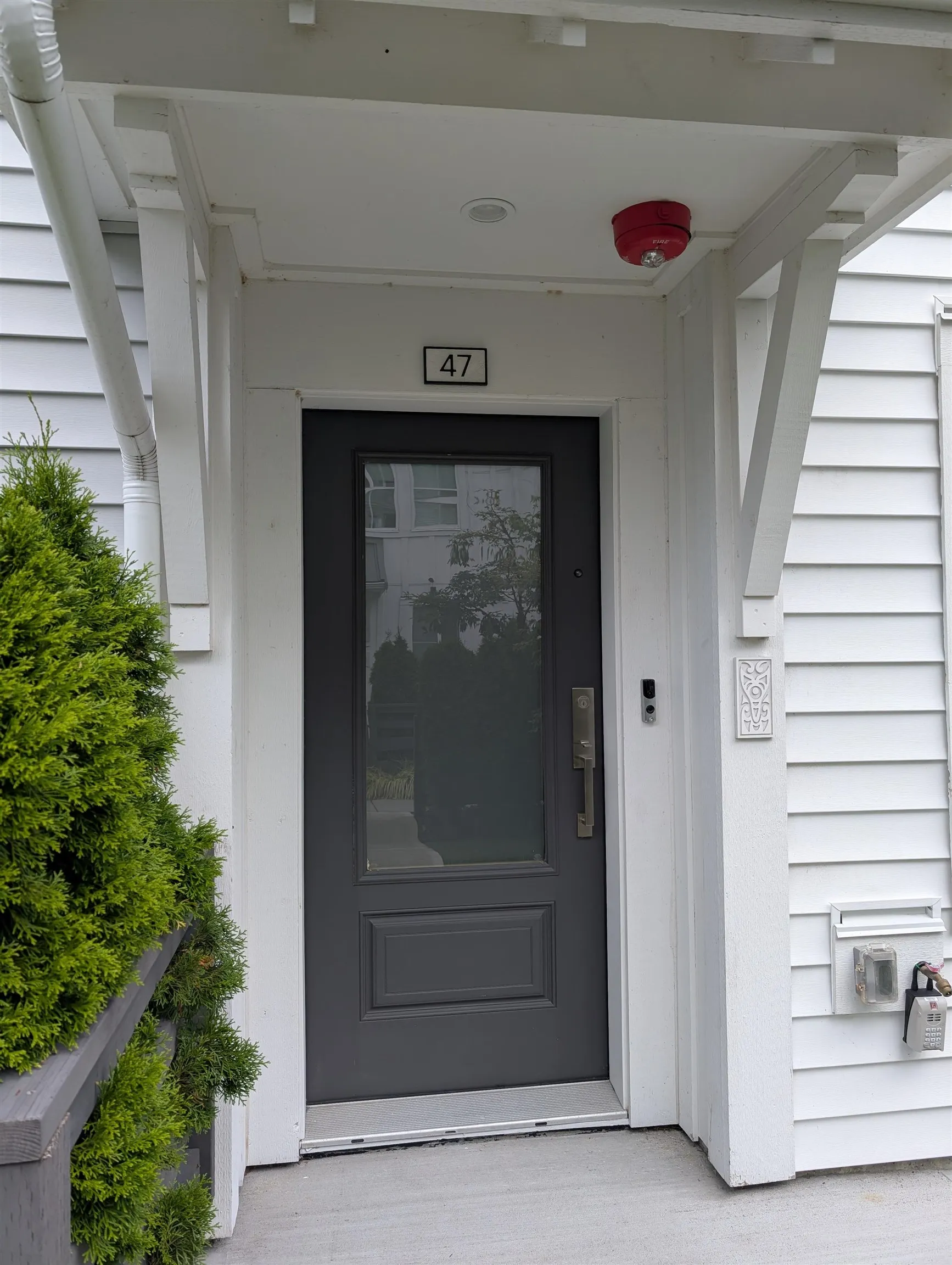 47 4638 Orca Way