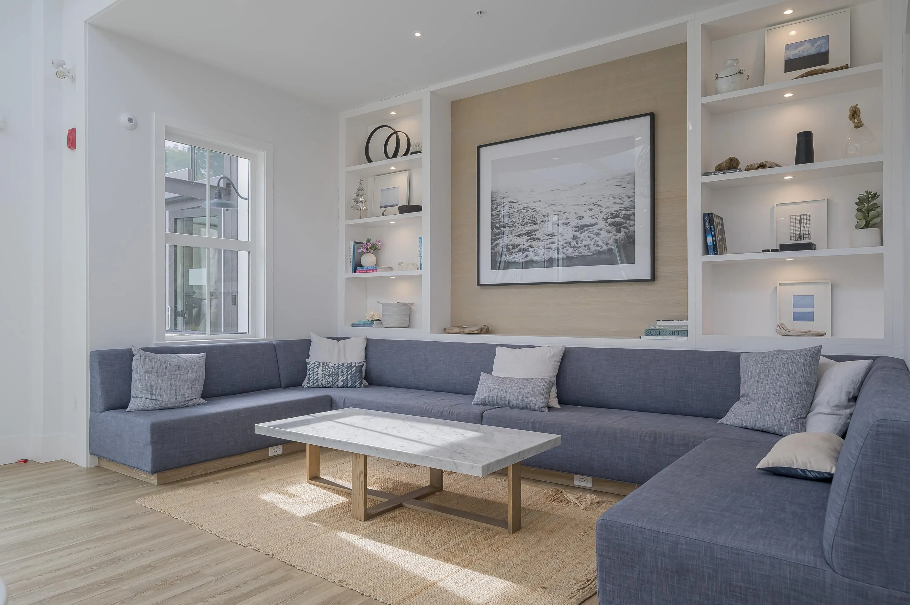 47 4638 Orca Way